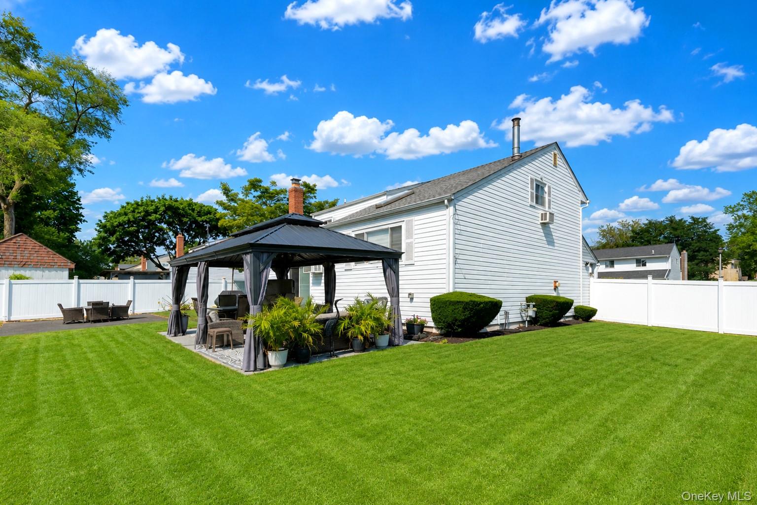 164 Bark Avenue – For Sale photo 6
