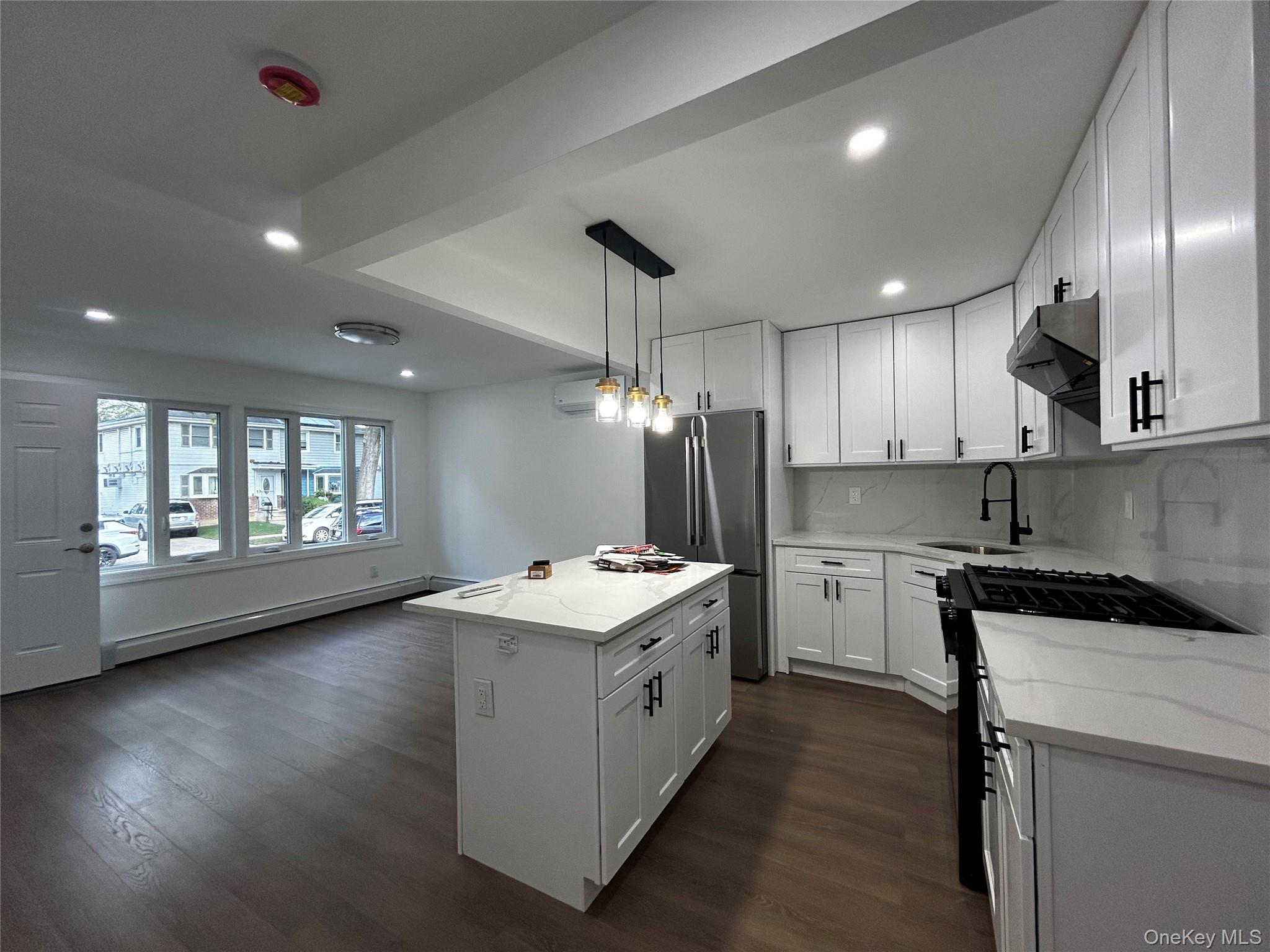6446 217th Street, Unit 1st Fl+Bas photo 5