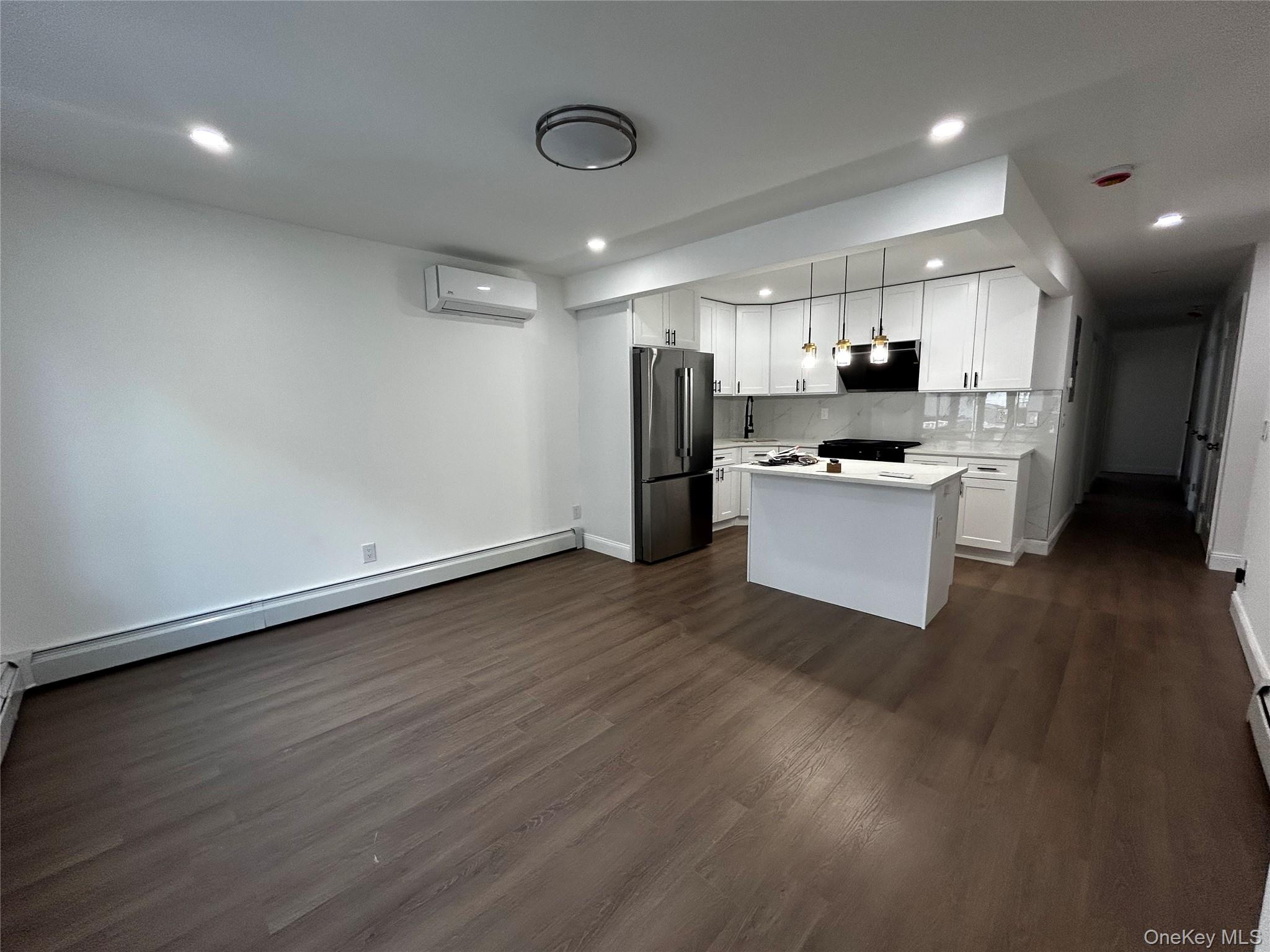 6446 217th Street, Unit 1st Fl+Bas photo 4