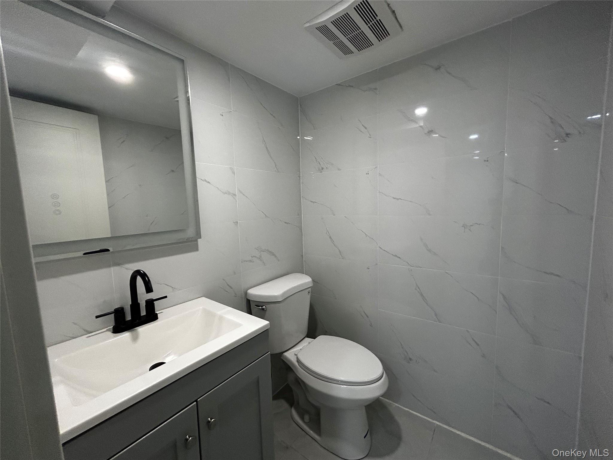 6446 217th Street, Unit 1st Fl+Bas photo 8
