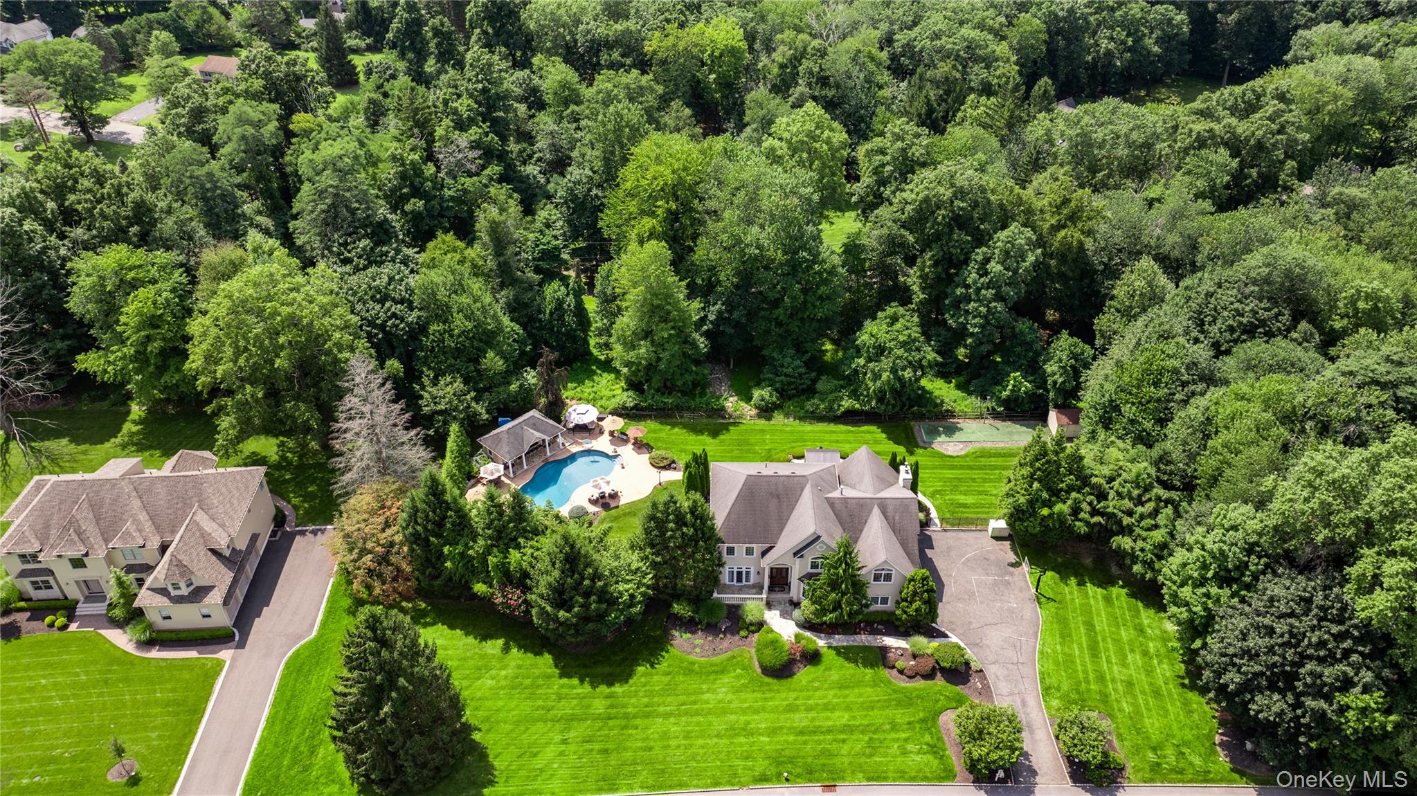 12 Stone Meadow Lane – For Sale