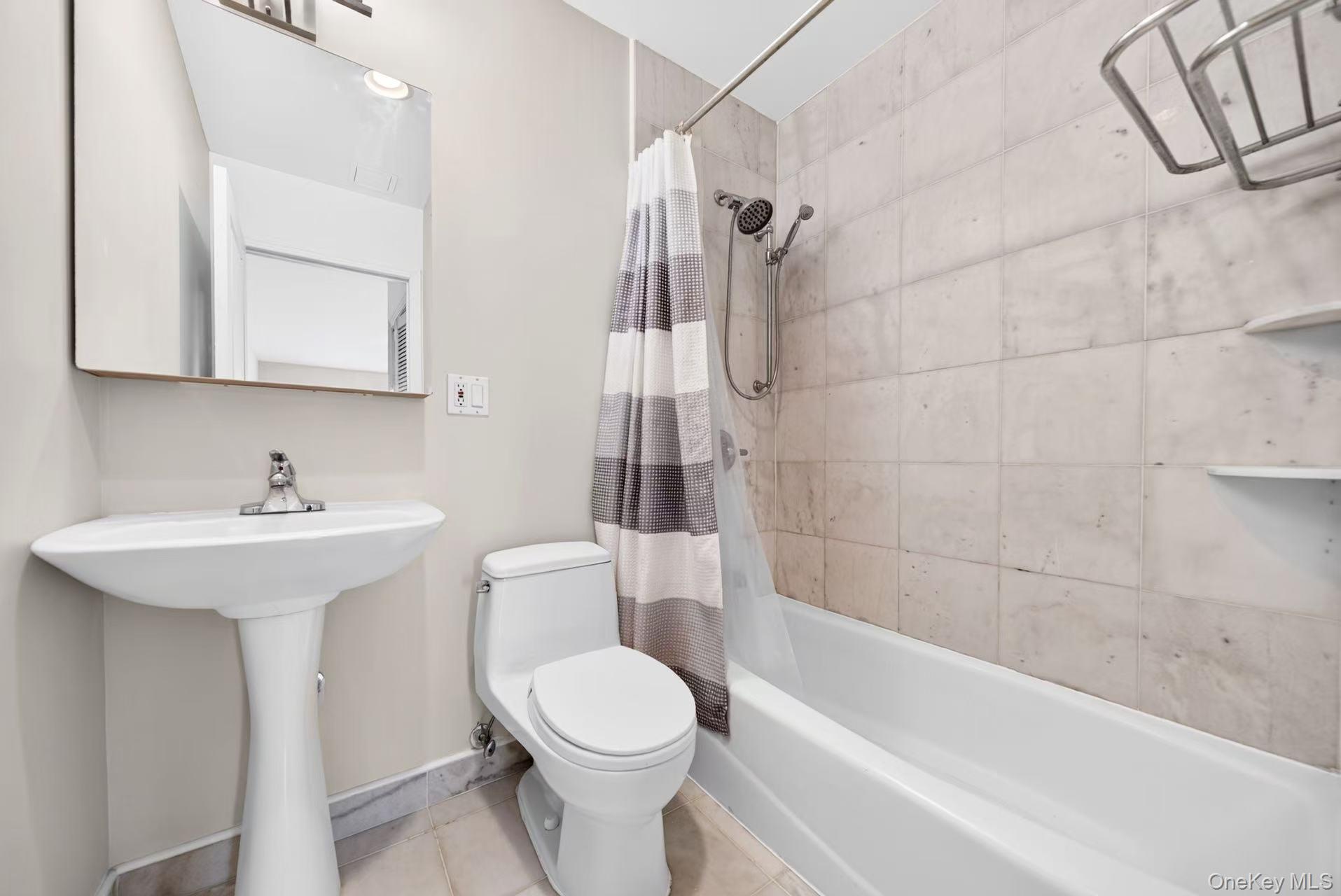 146-14 35th Avenue, Unit 7A photo 8