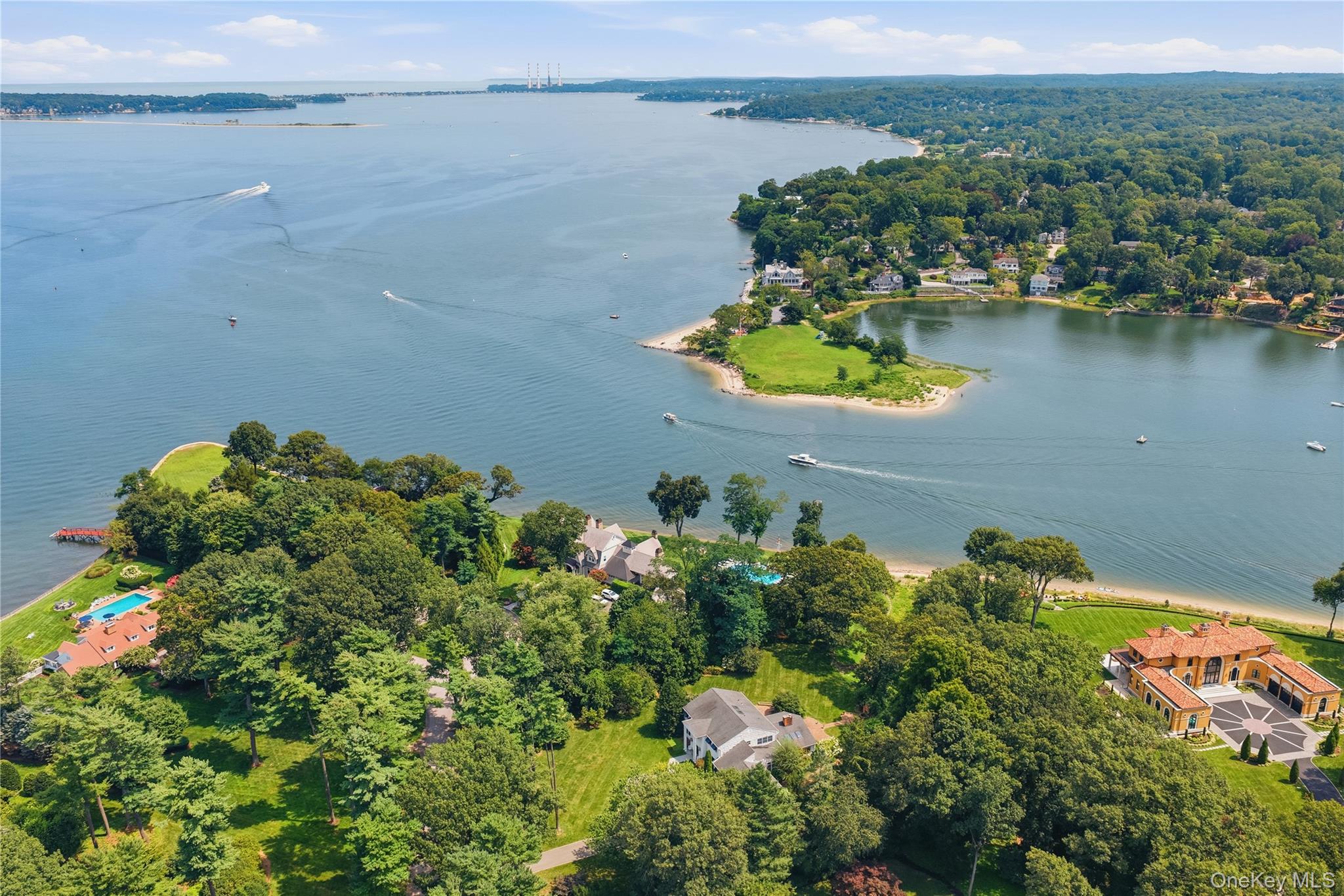 6 Lighthouse Point – For Sale photo 3