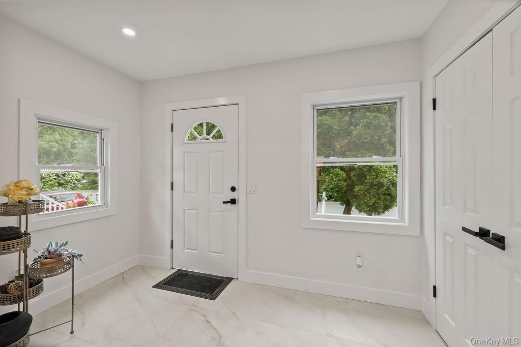 18 Anna Street – For Sale photo 3
