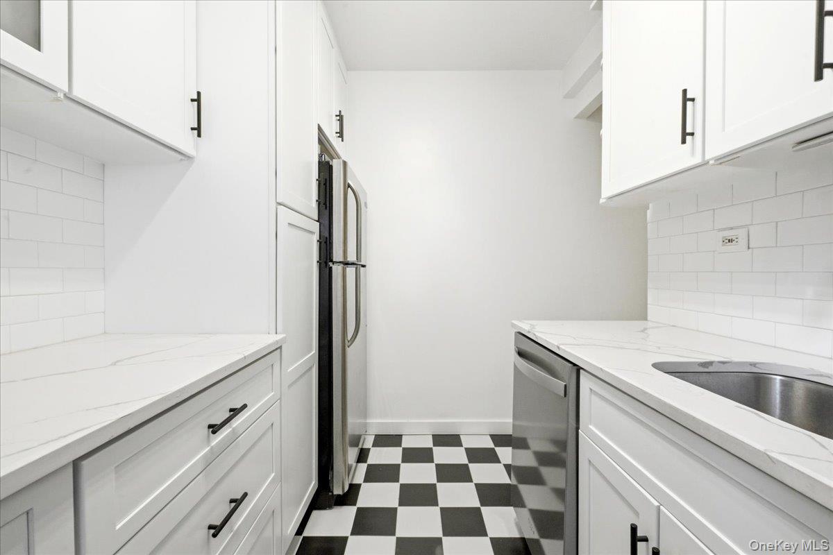 67-38 108th Street, Unit C/34 photo 14