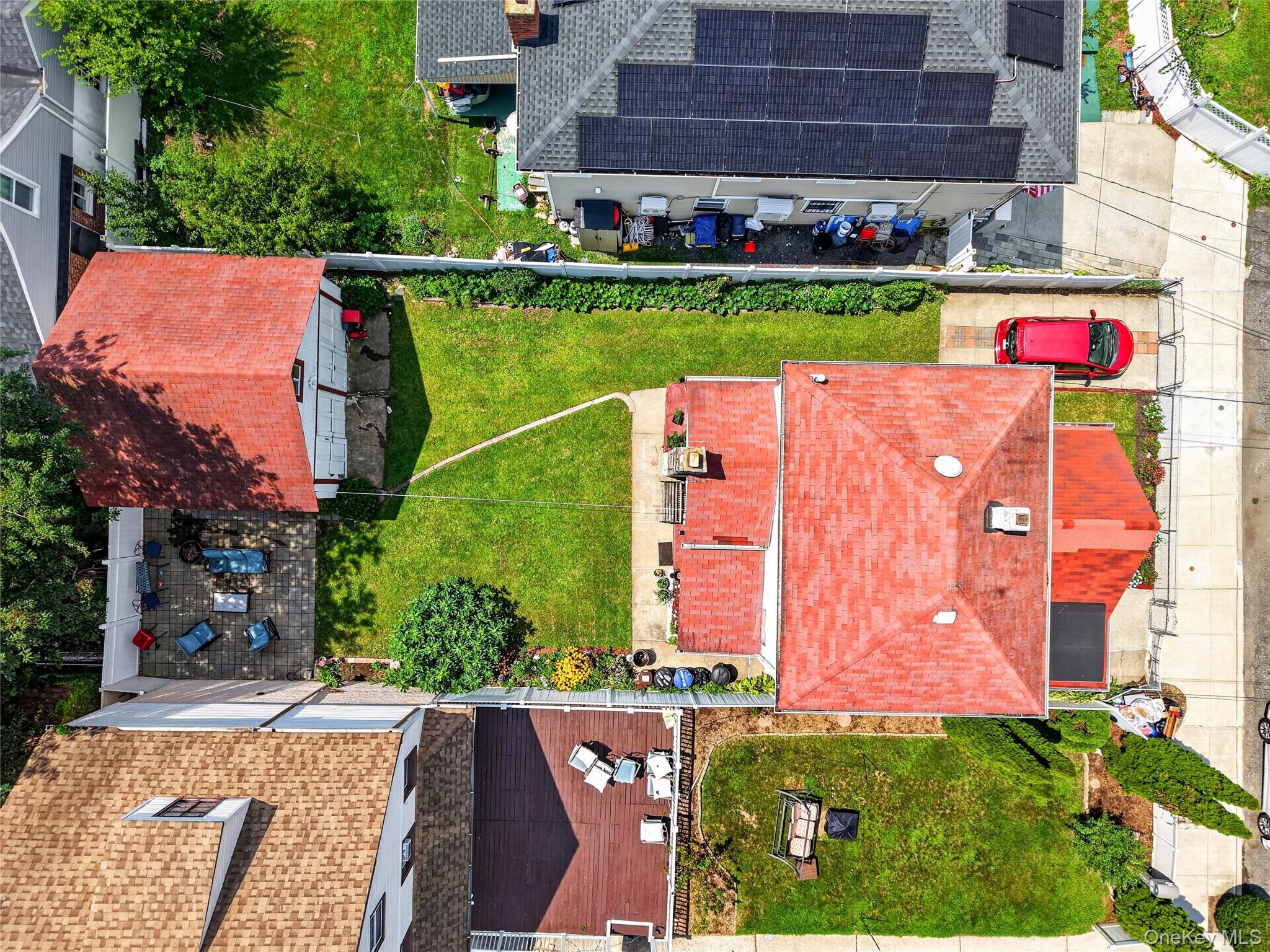 22118 110th Avenue – For Sale photo 2