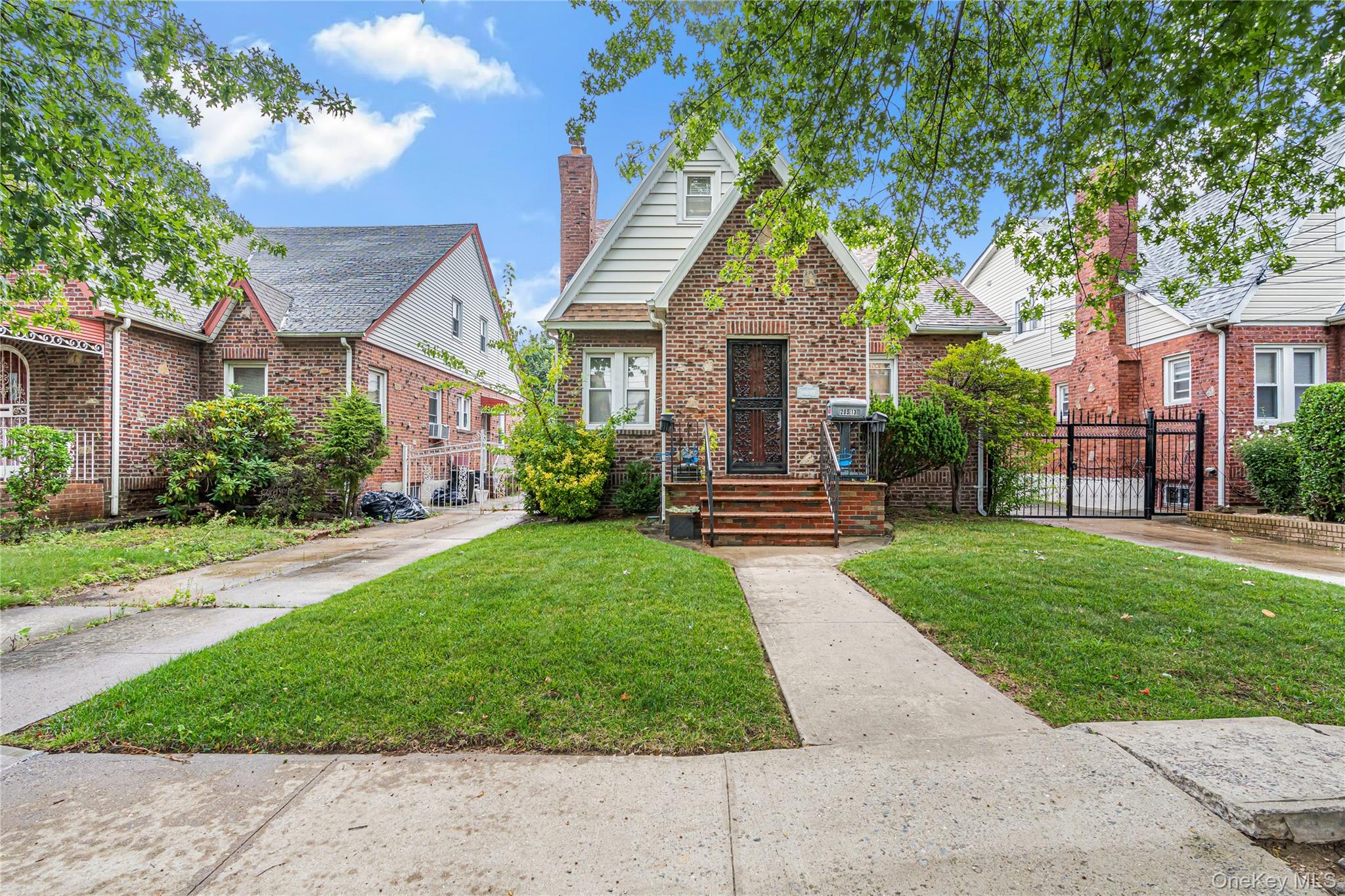 205-13 114th Drive – For Sale