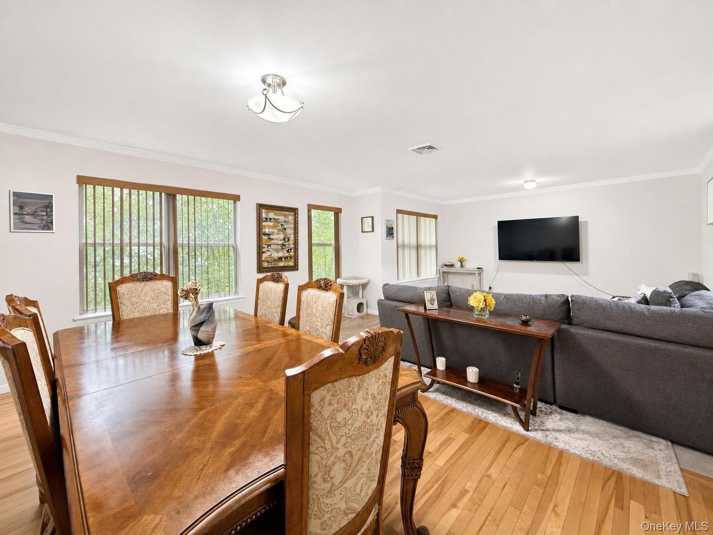 32 Deer Ct Drive – For Rent photo 3