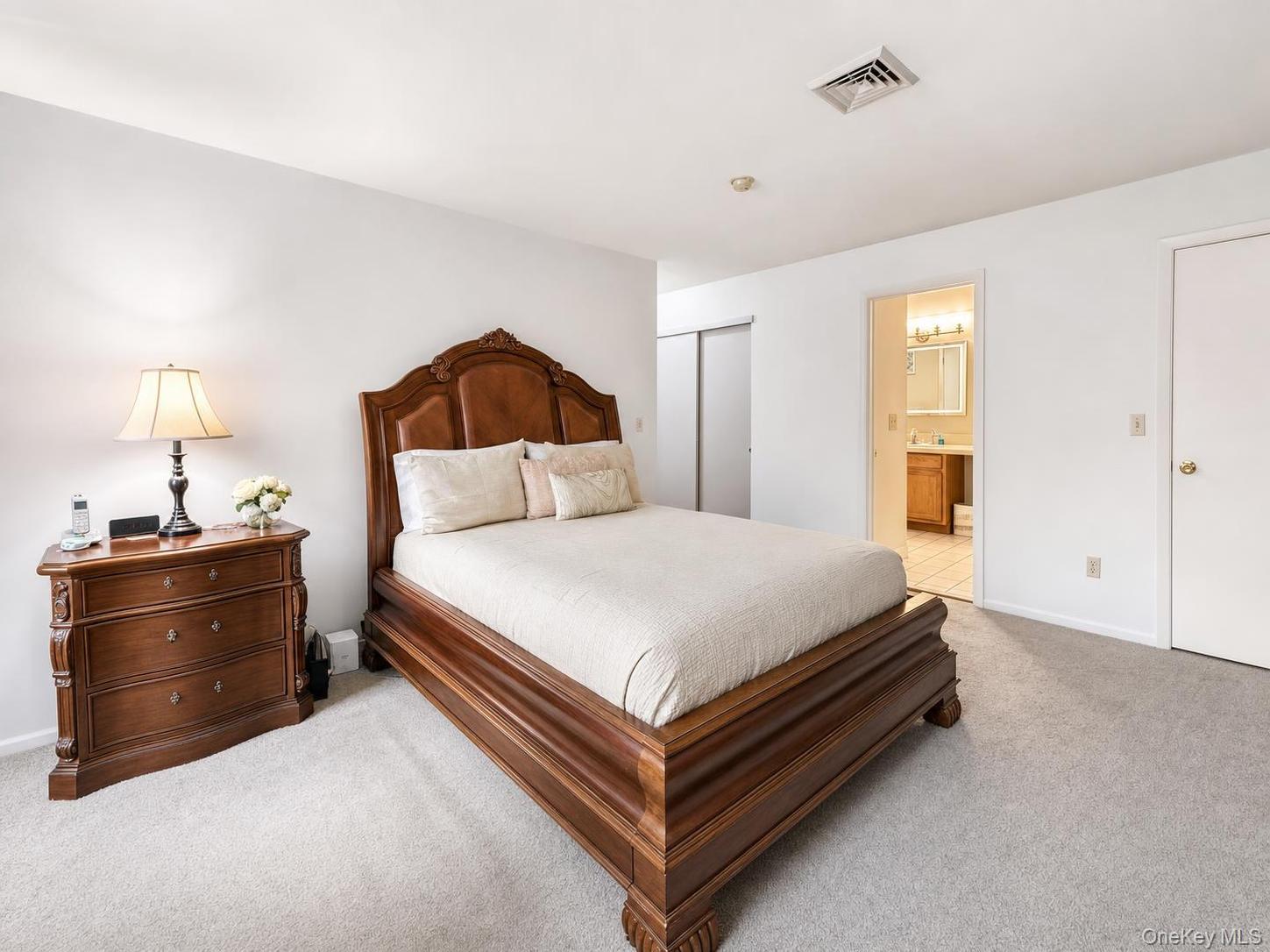 32 Deer Ct Drive – For Rent photo 6
