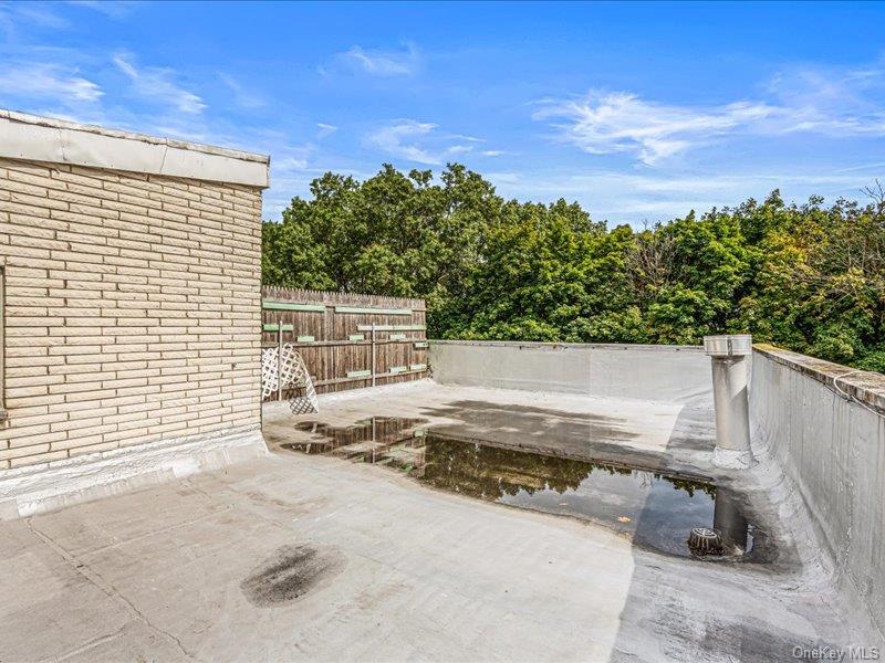 76-30 Grand Central Parkway – For Sale photo 36
