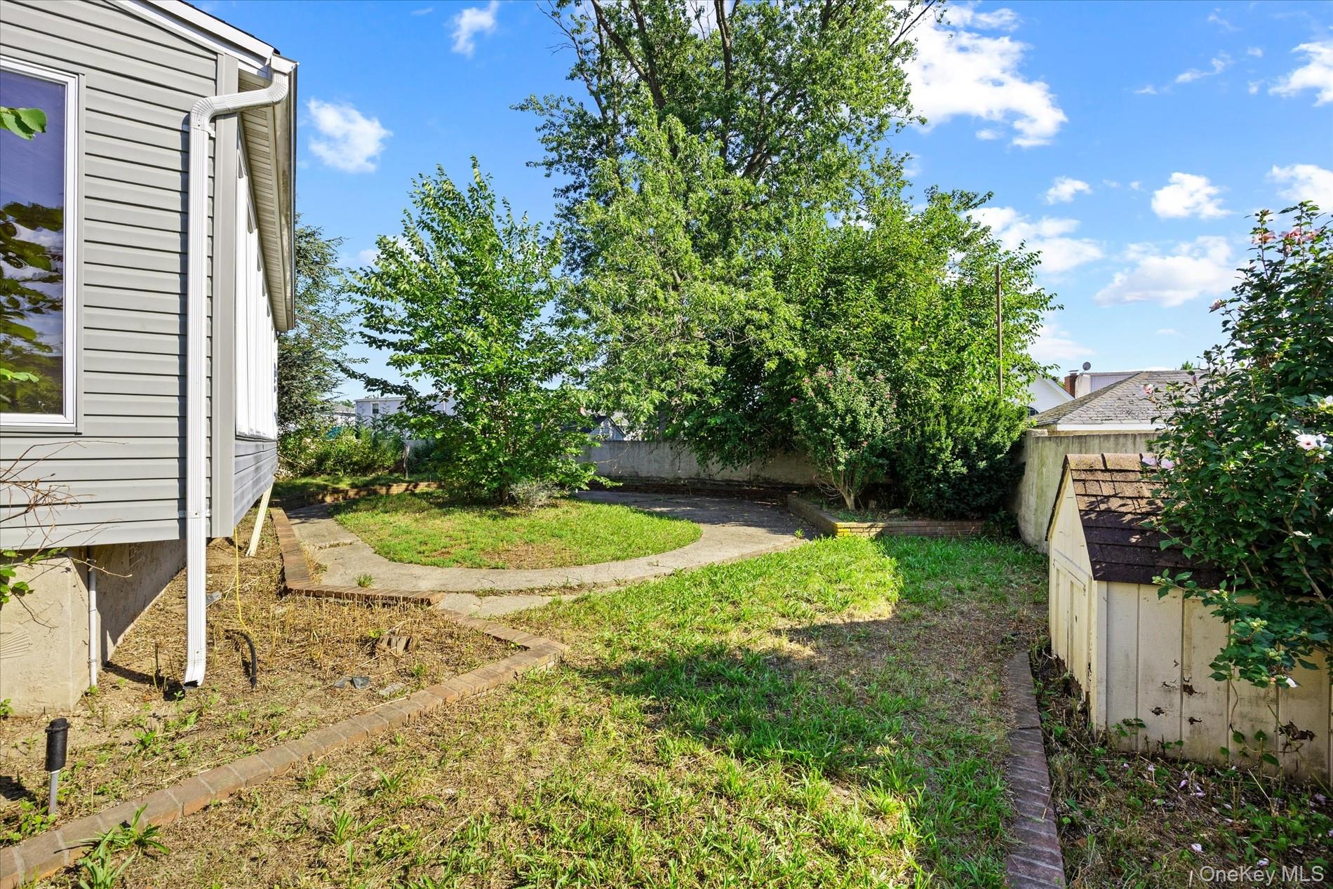 251 Perkins Avenue – For Sale photo 5