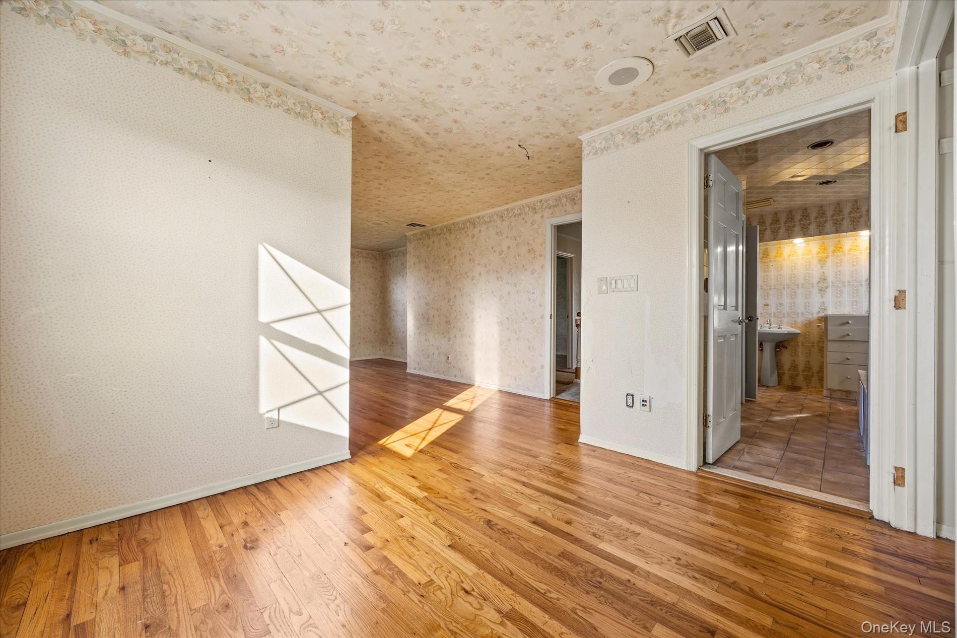 251 Perkins Avenue – For Sale photo 26