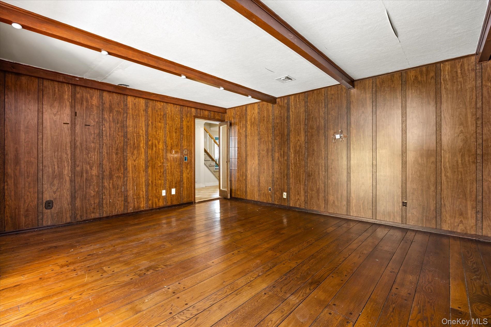 251 Perkins Avenue – For Sale photo 20