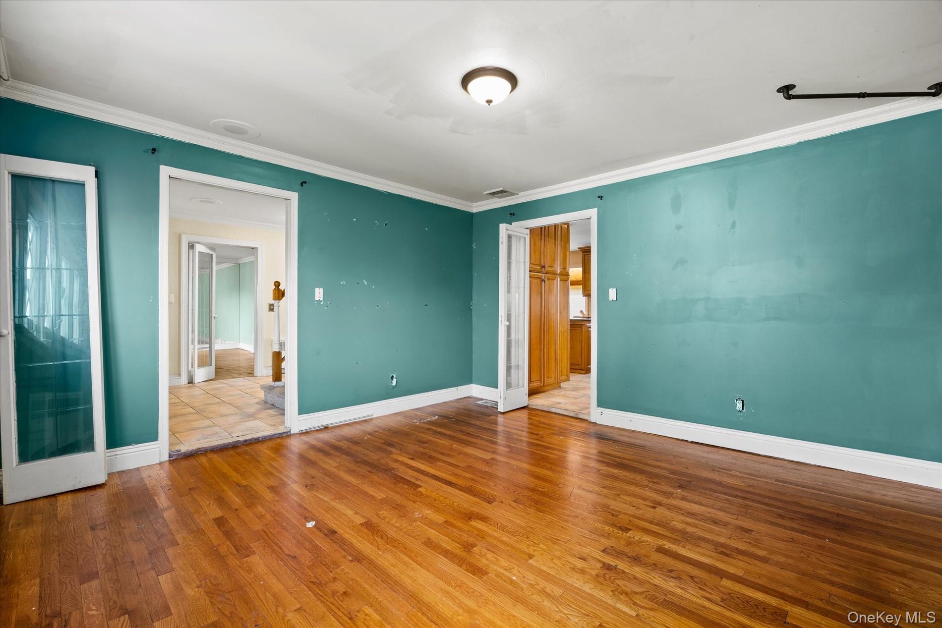251 Perkins Avenue – For Sale photo 12
