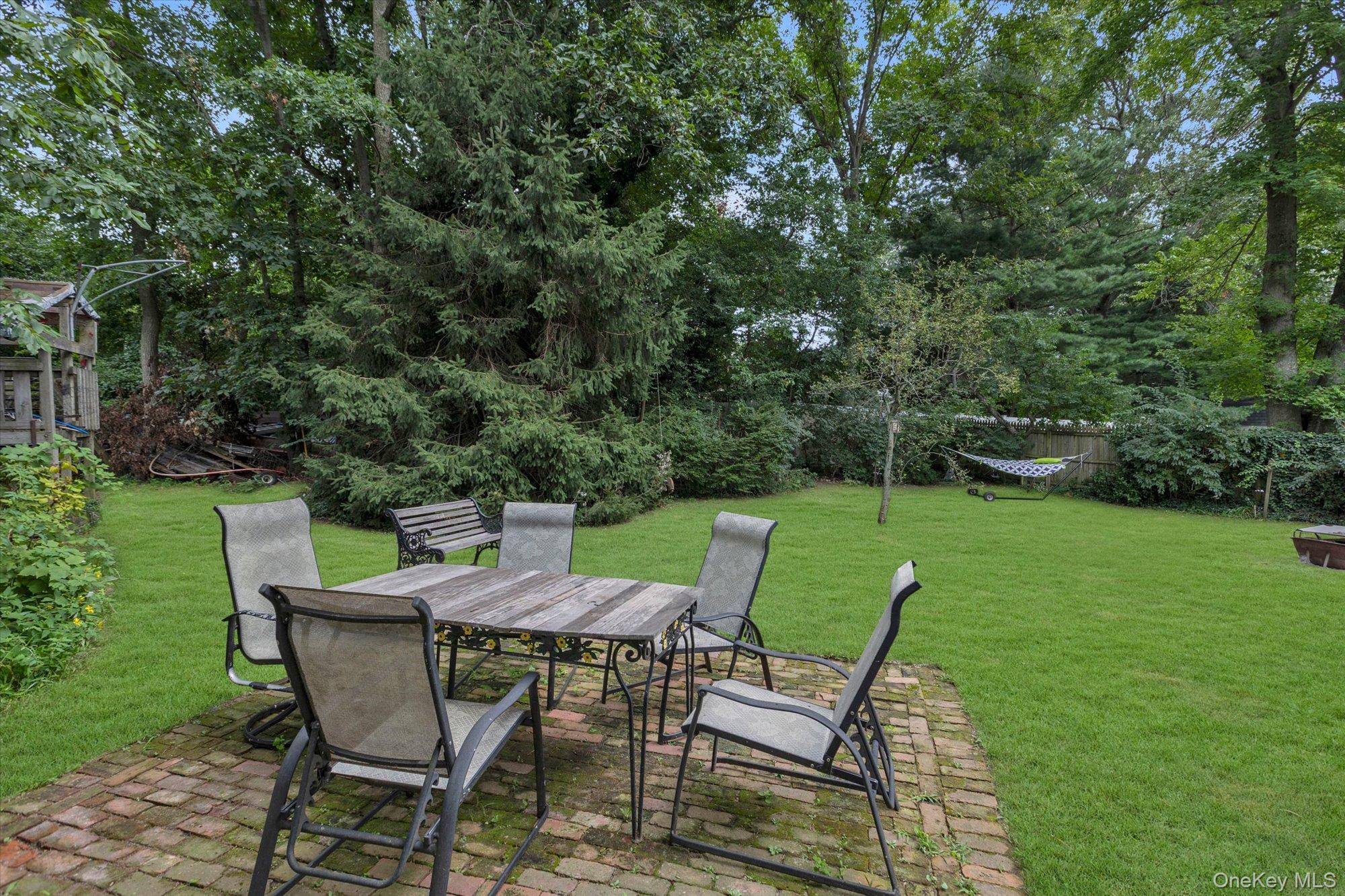 81 Lenore Lane – For Sale photo 13