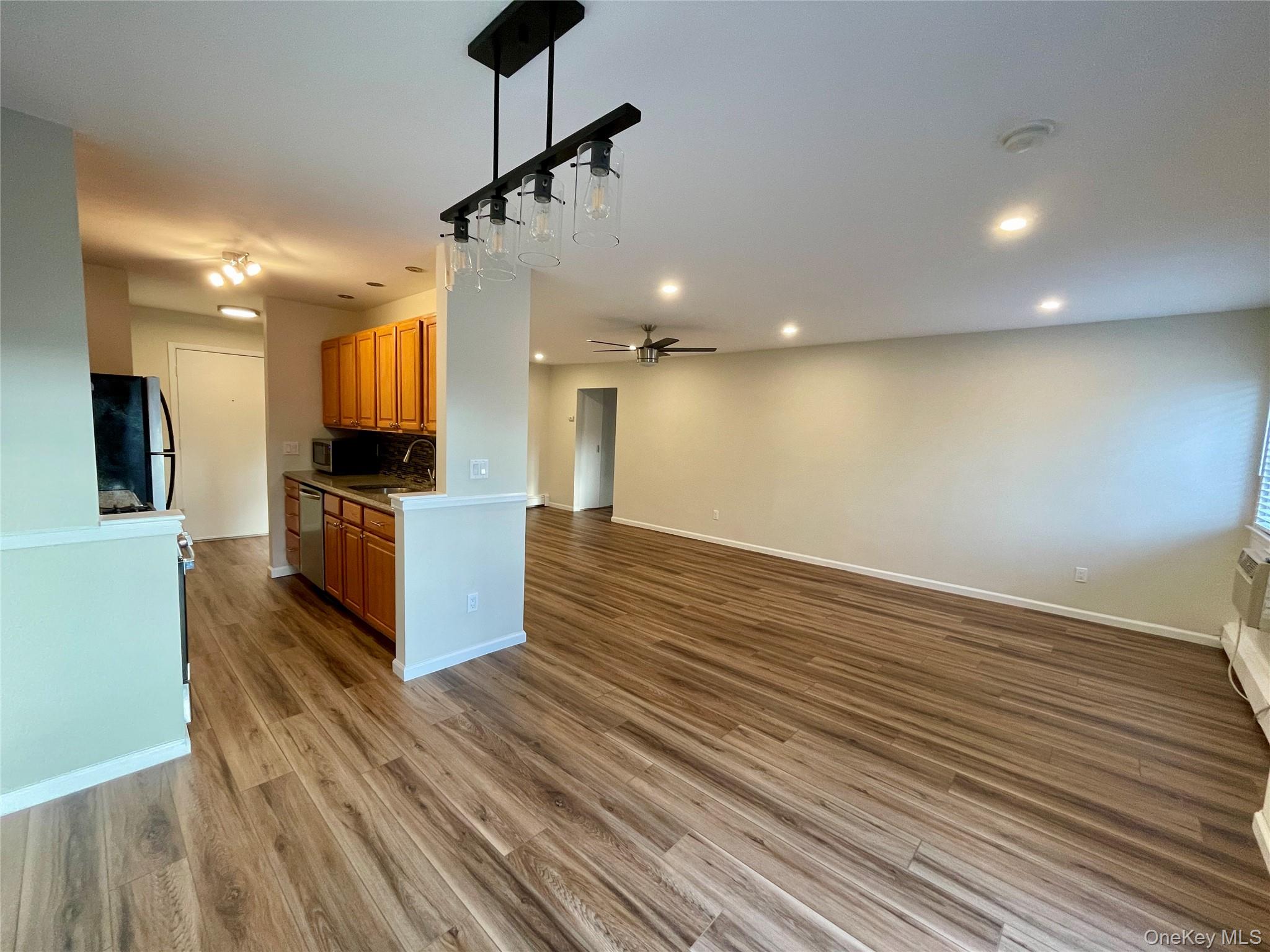 348 Central Park Avenue, Unit C9 photo 9