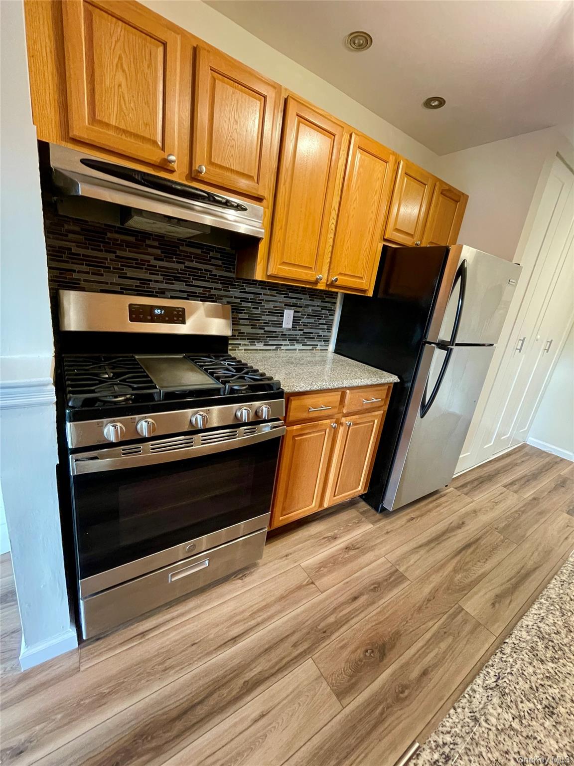 348 Central Park Avenue, Unit C9 photo 8