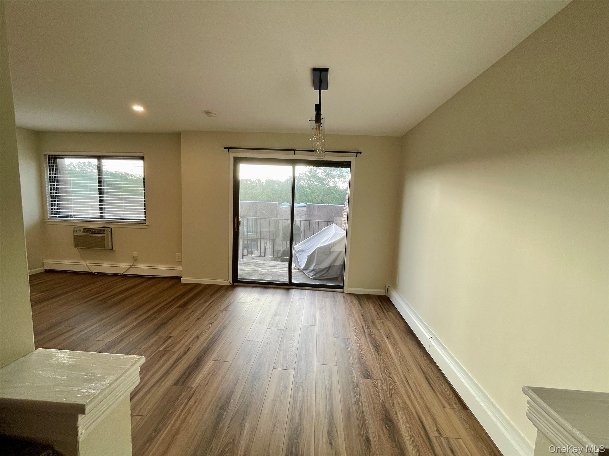 348 Central Park Avenue, Unit C9 photo 4