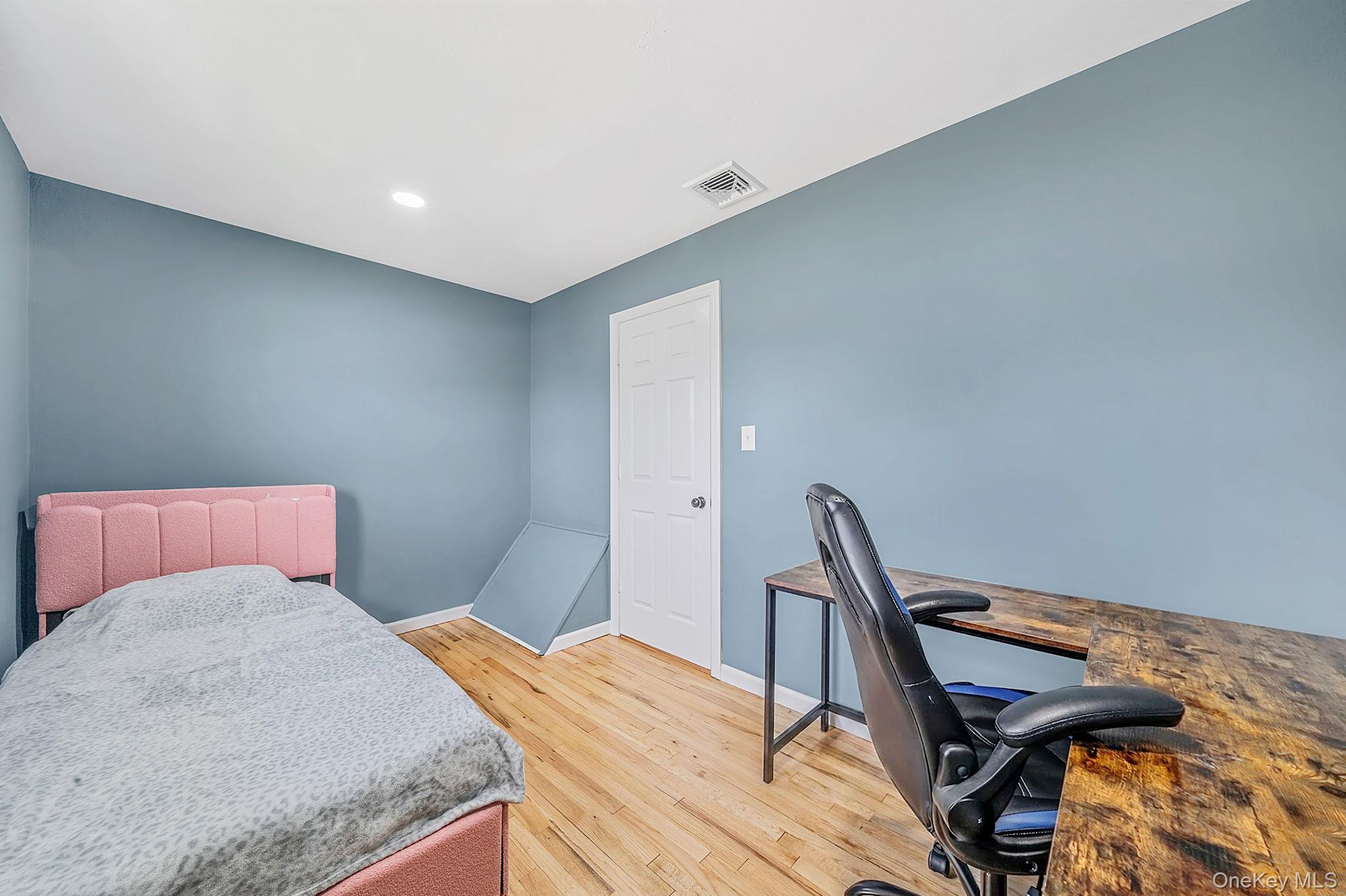 95 Colonial Drive – For Sale photo 23