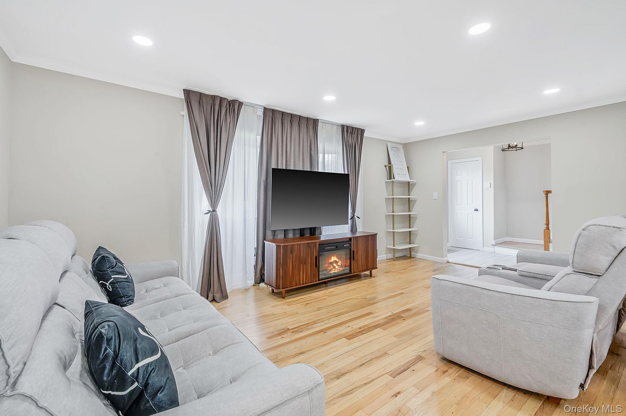 95 Colonial Drive – For Sale photo 8