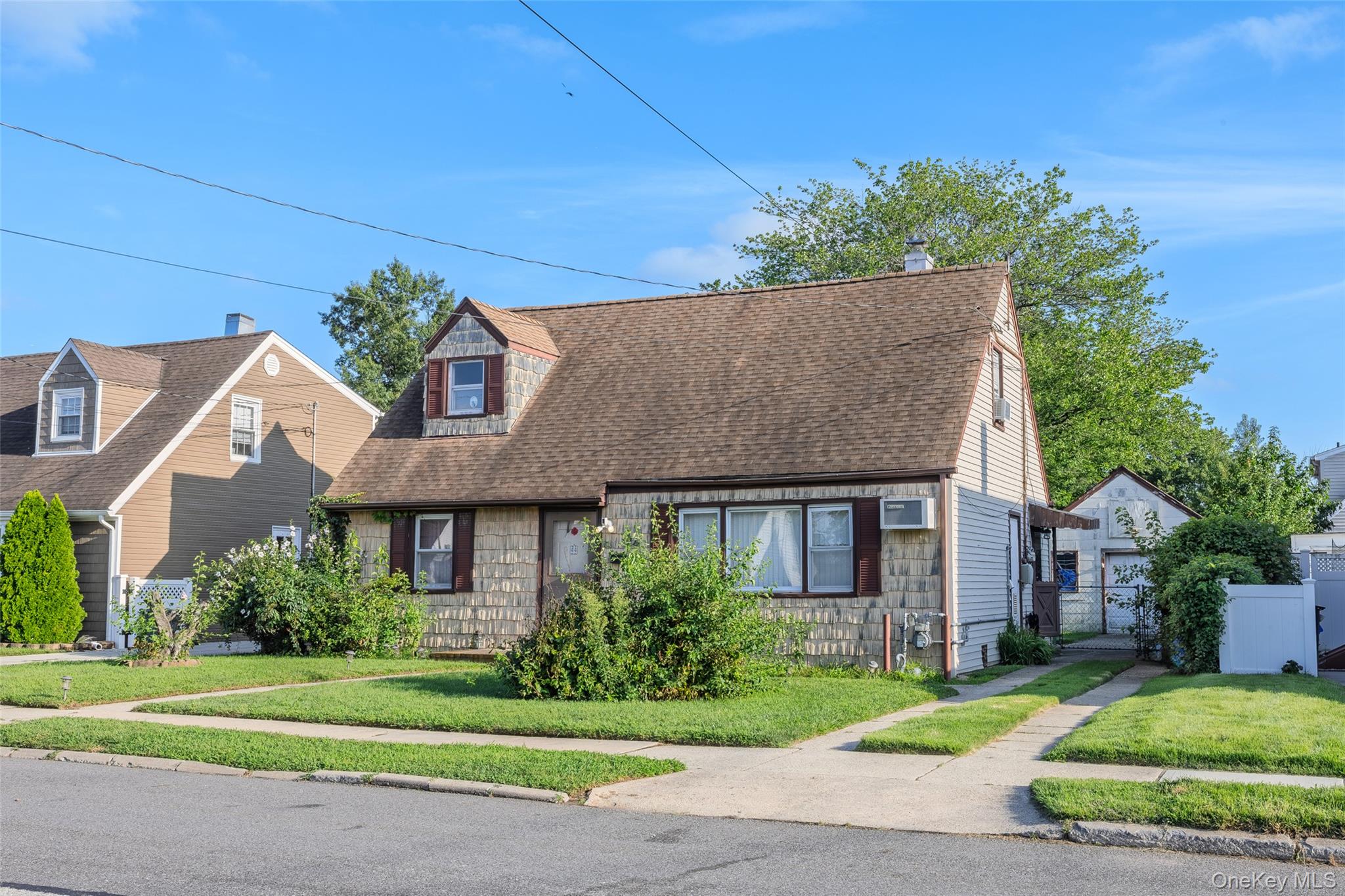 44 Pine Lane – For Sale photo 2