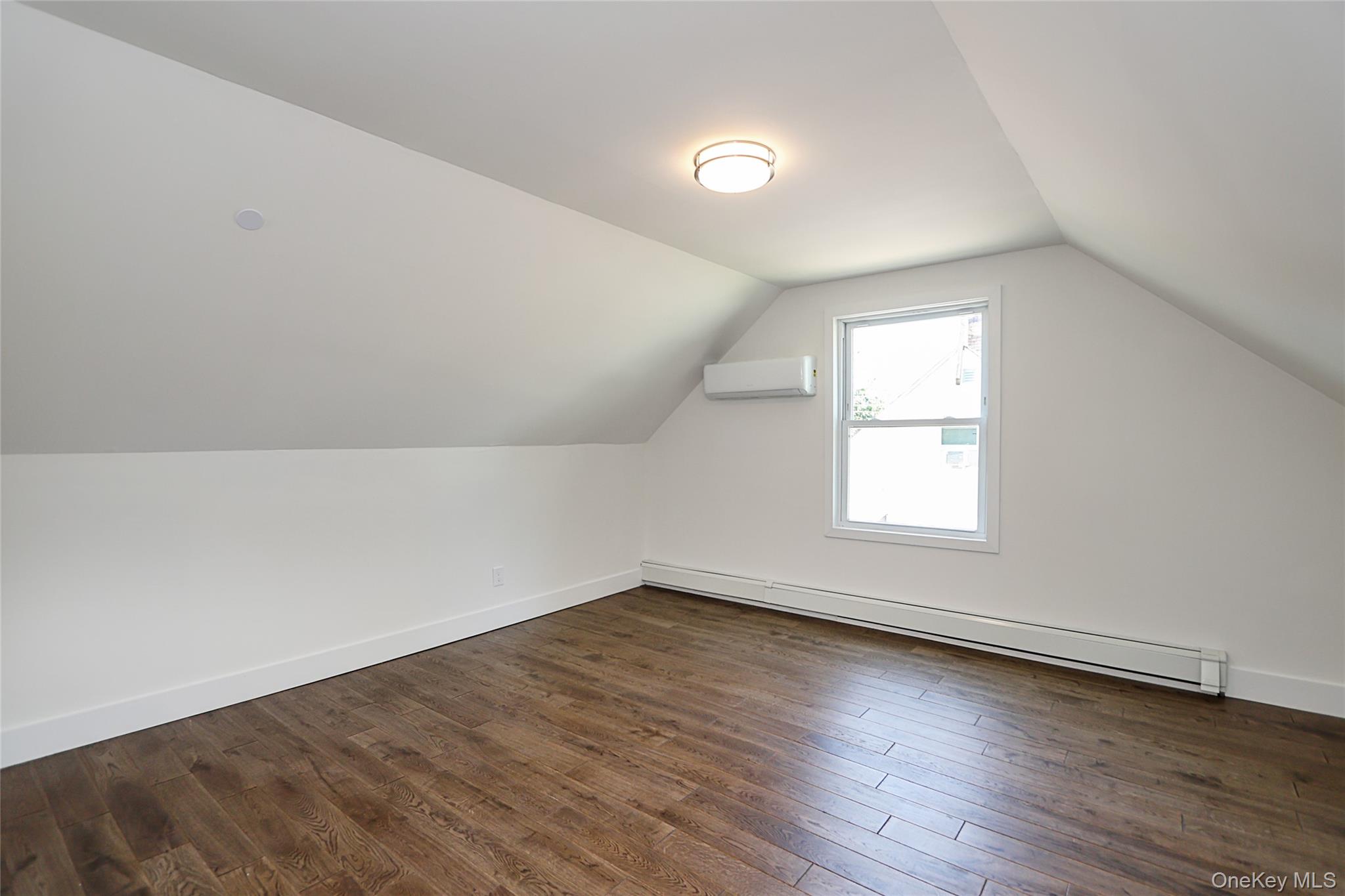 12 Garland Lane – For Sale photo 20