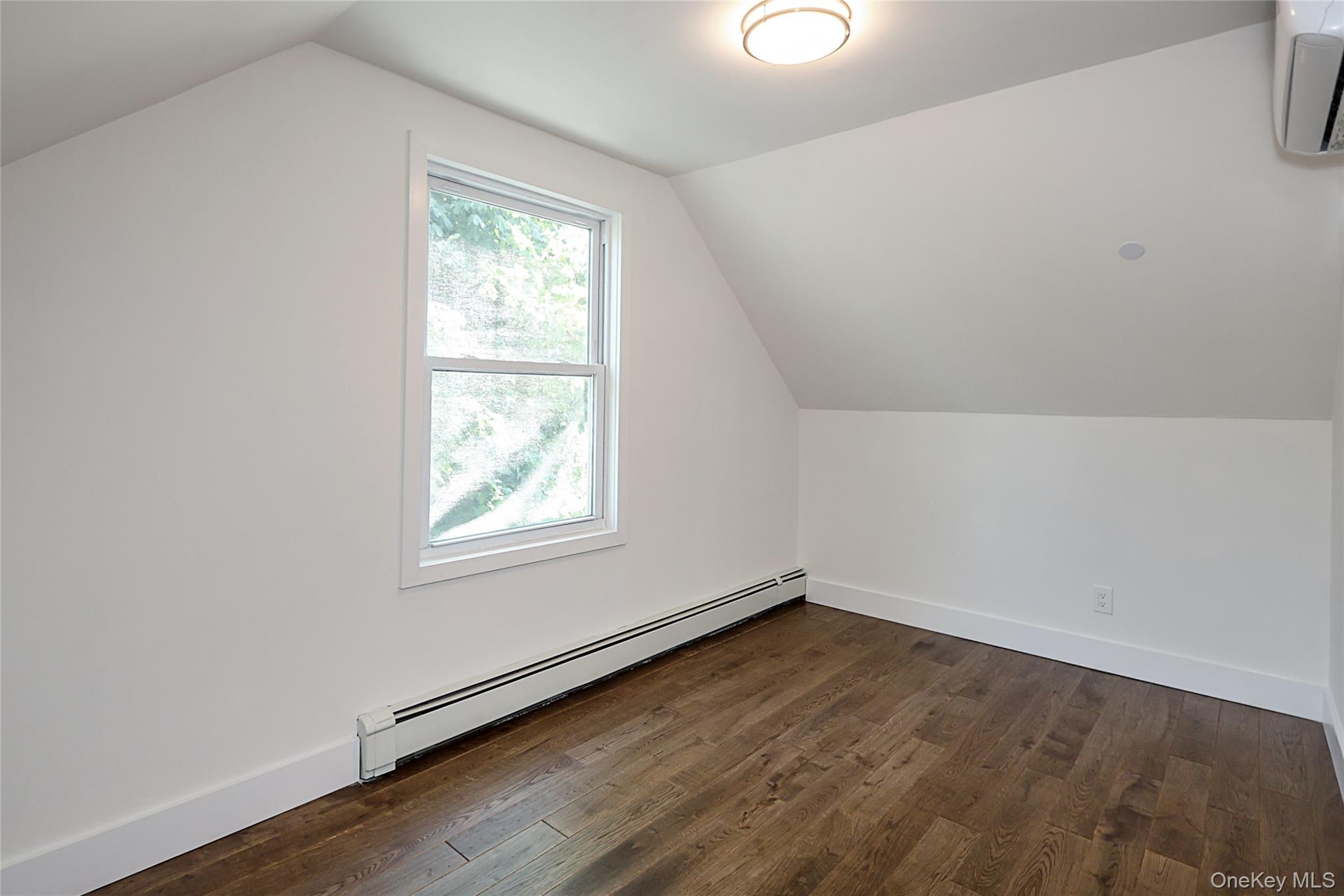 12 Garland Lane – For Sale photo 18