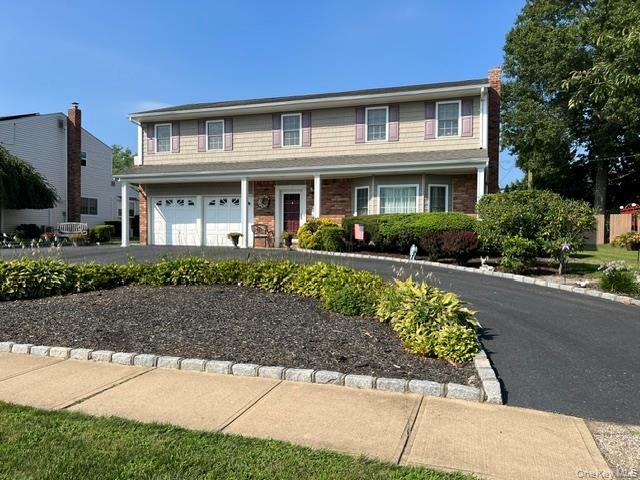 32 Columbine Lane – For Sale photo 2