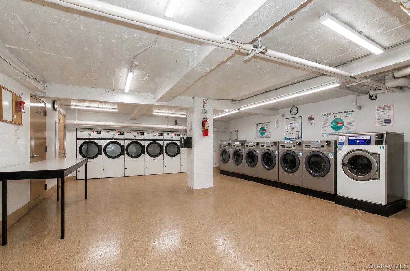 4 Maple Drive, Unit 6-I photo 18