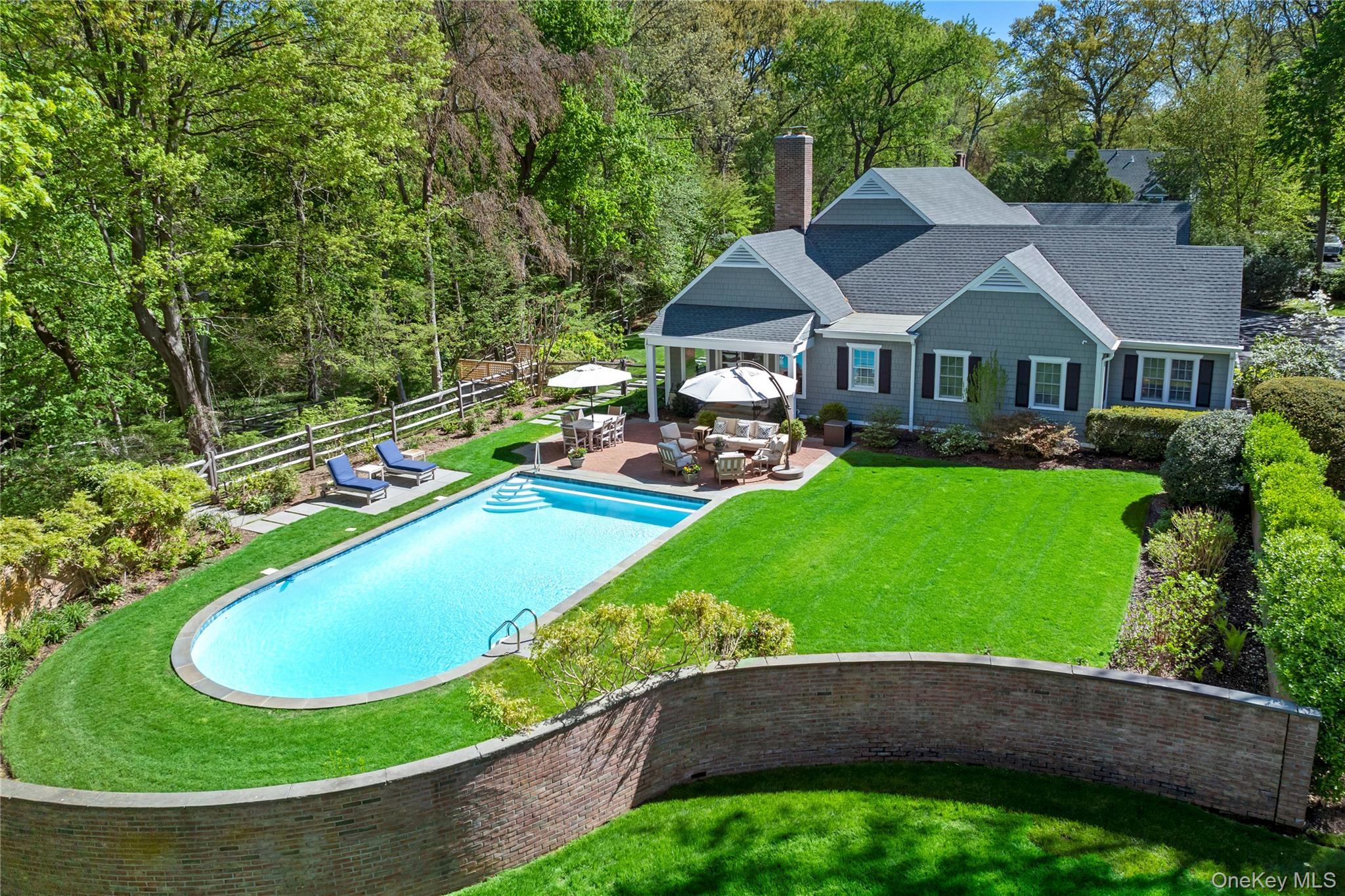18 Matinecock Farms Road – For Sale photo 4