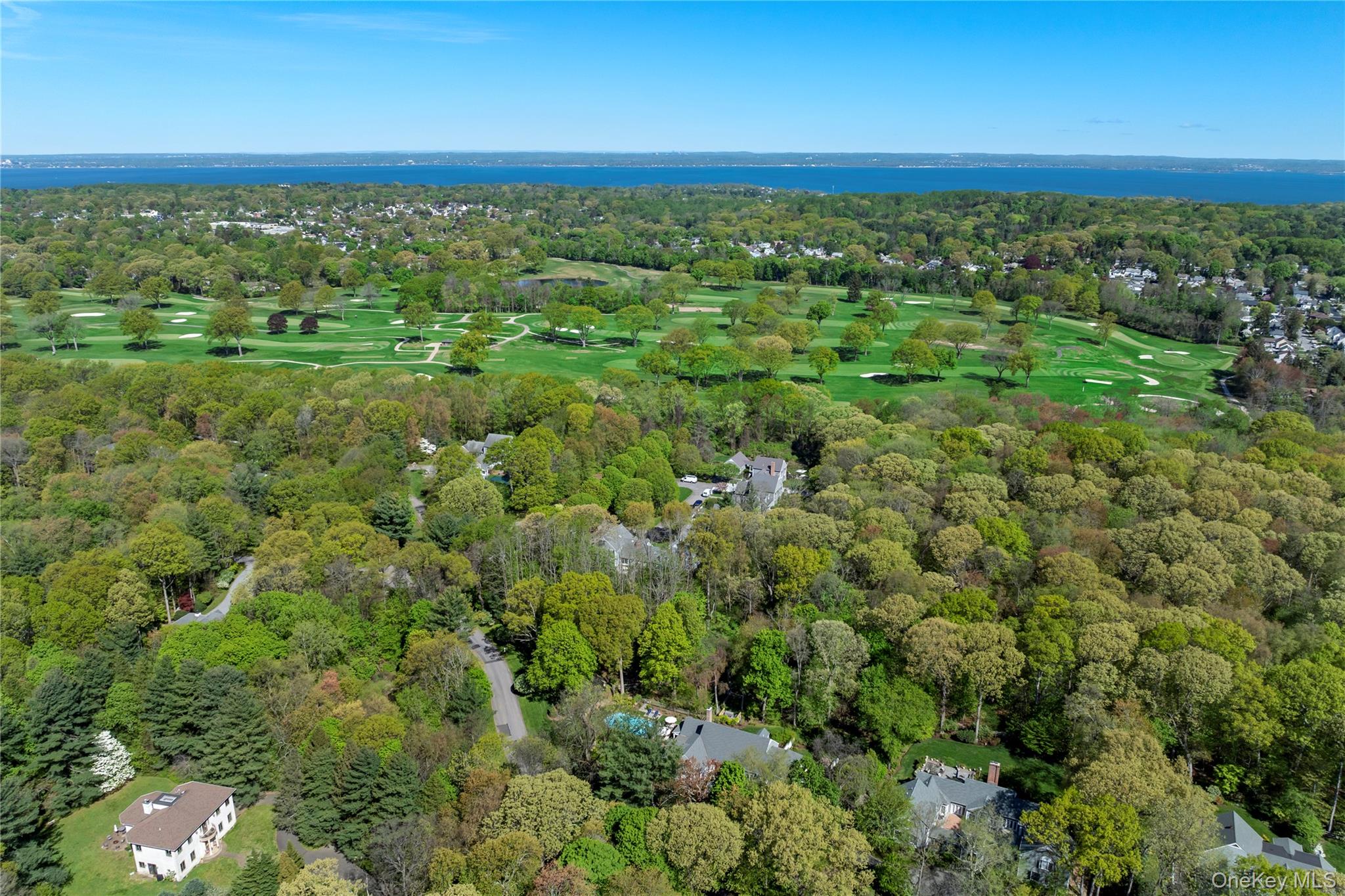 18 Matinecock Farms Road – For Sale photo 38