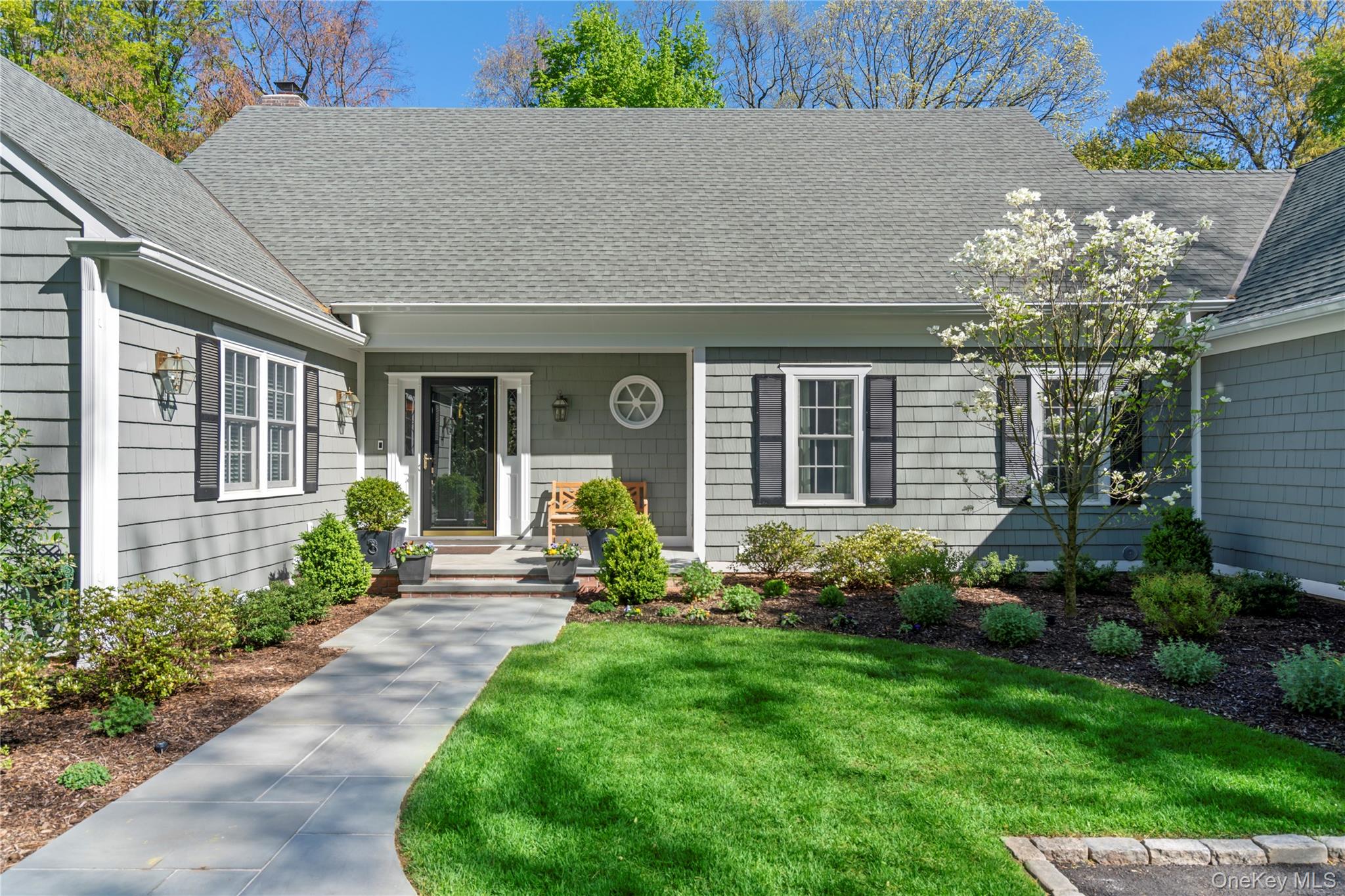 18 Matinecock Farms Road – For Sale photo 2