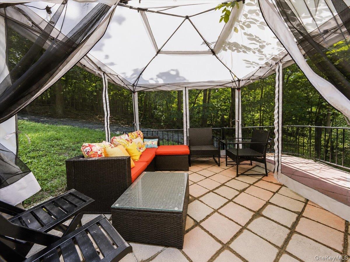 23 Sunrise Trail – For Sale photo 4
