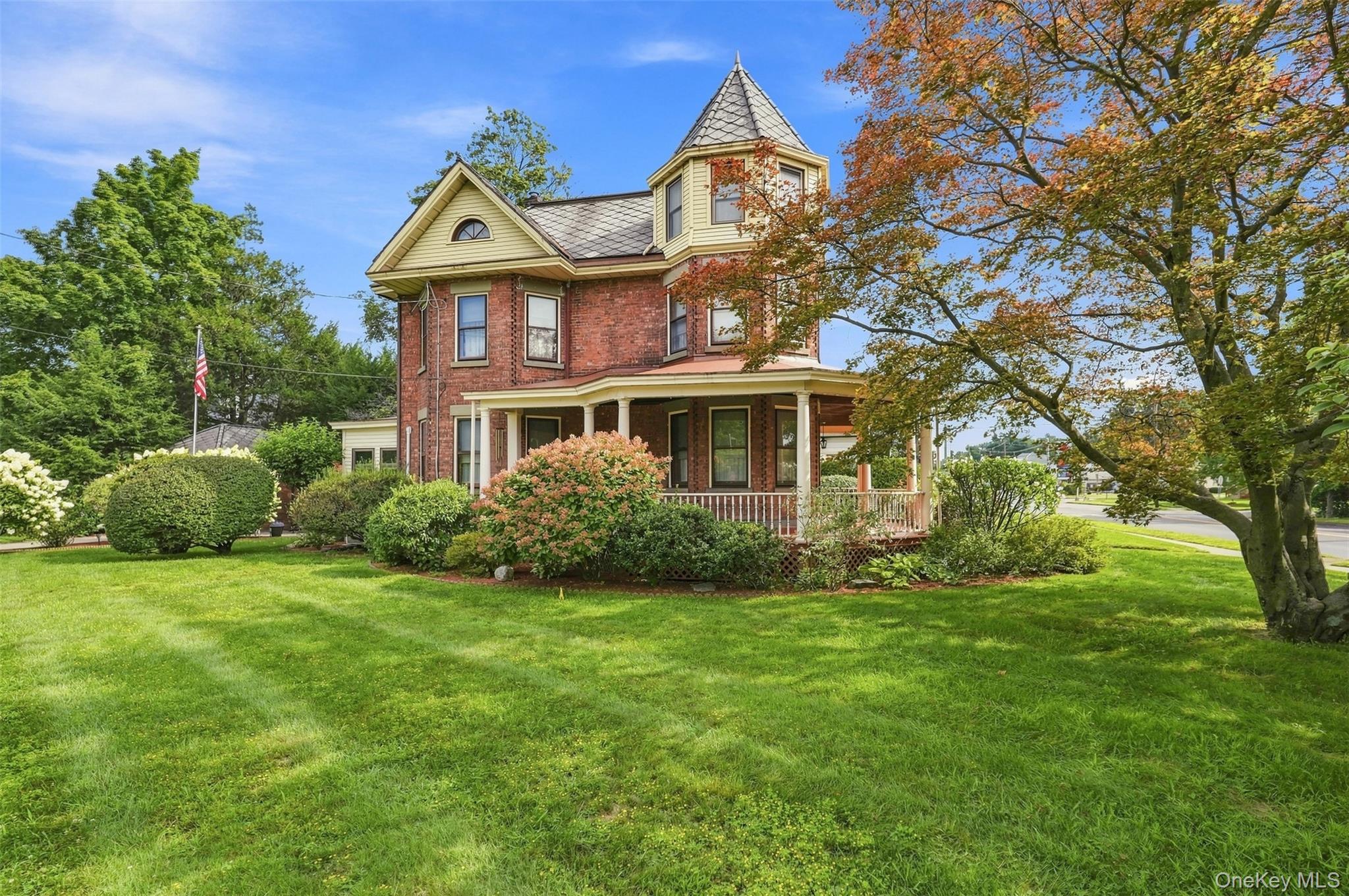 349 Albany Avenue – For Sale photo 2
