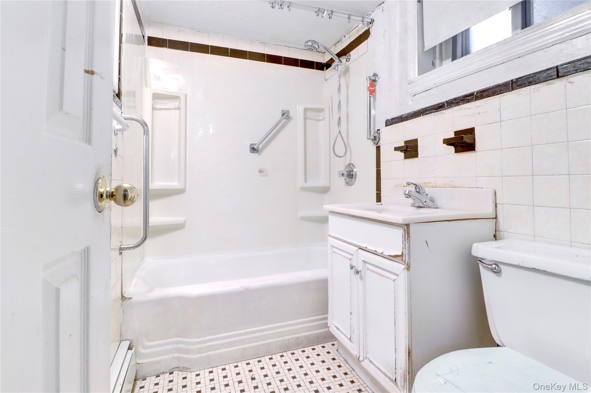 69-15 69th Place – For Sale photo 26