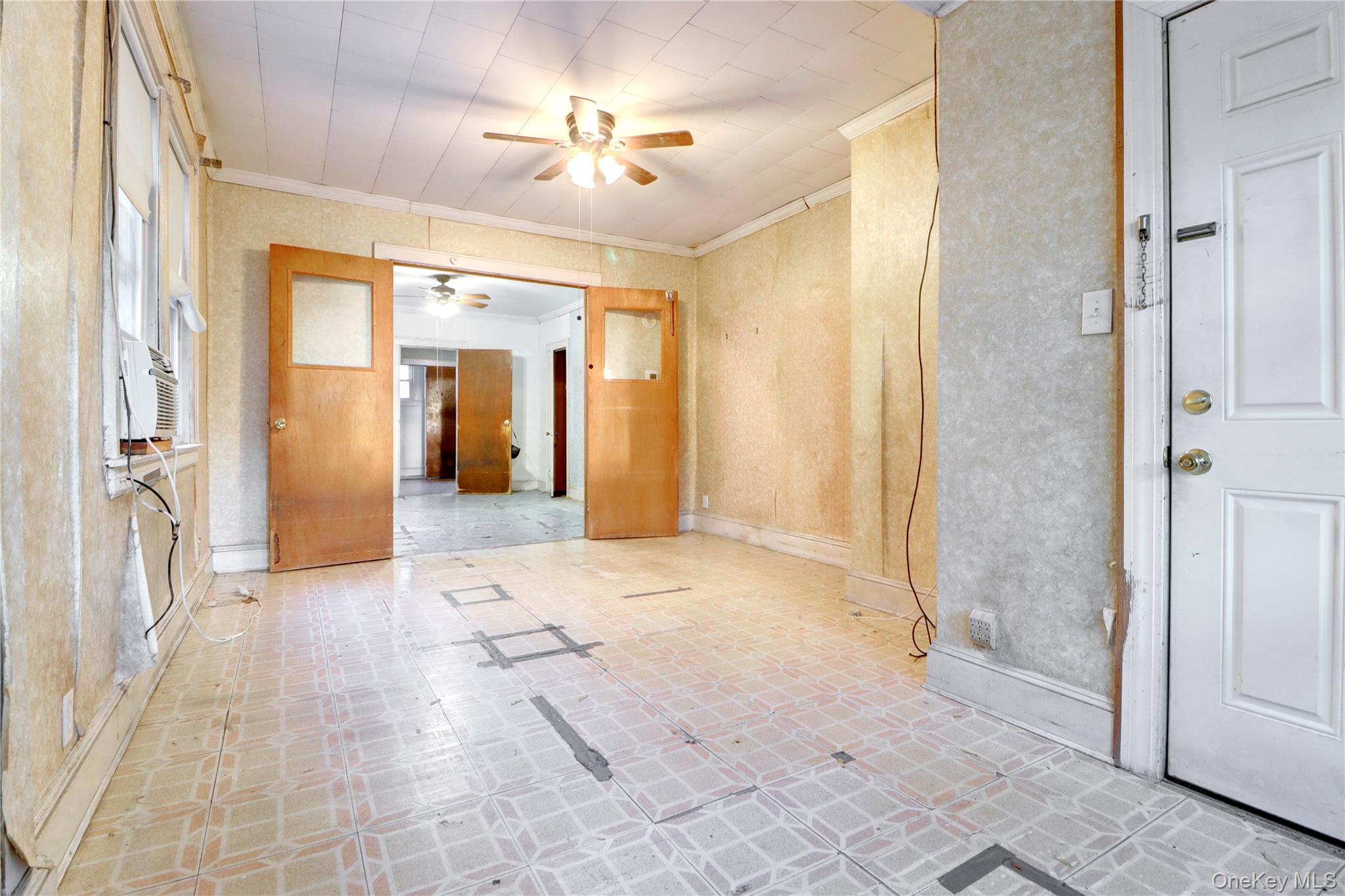 69-15 69th Place – For Sale photo 18