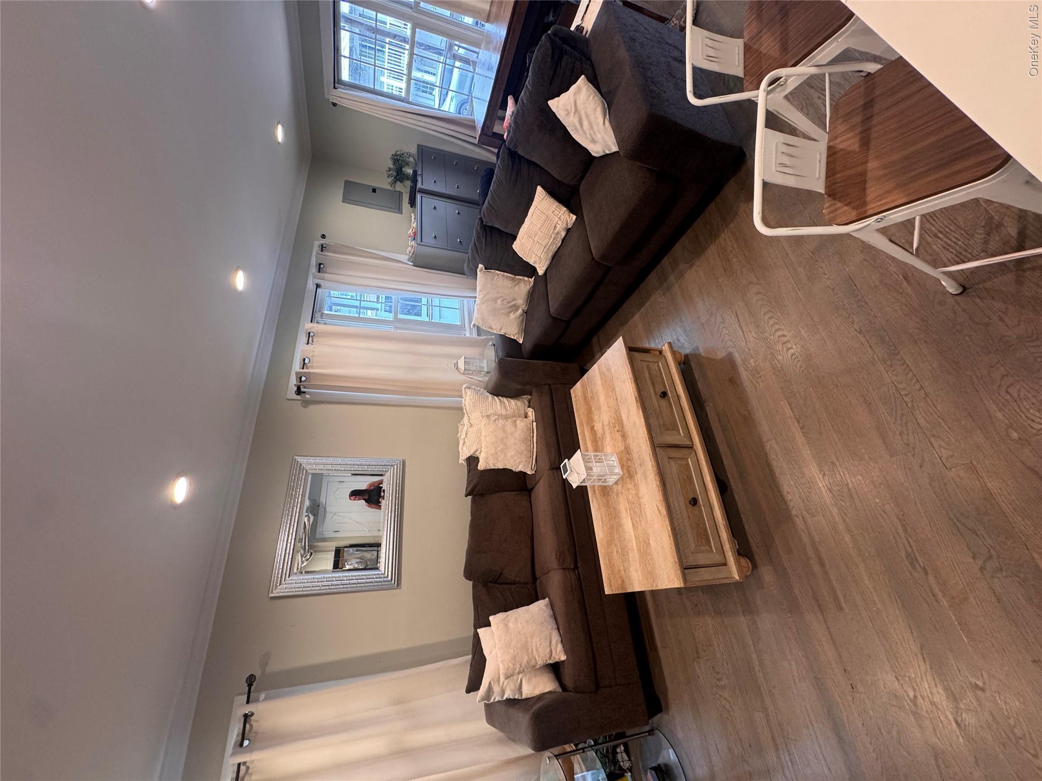 68 Brookline Avenue, Unit main floor photo 5