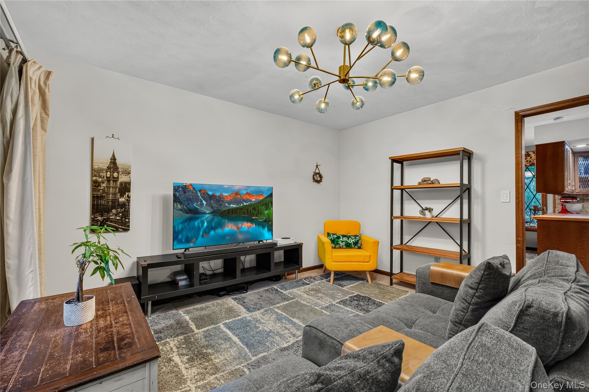 14 Lisa Drive – For Sale photo 8