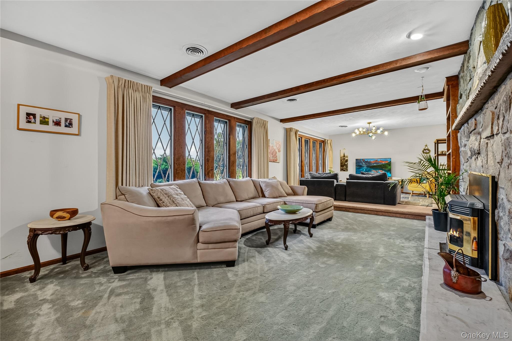14 Lisa Drive – For Sale photo 6
