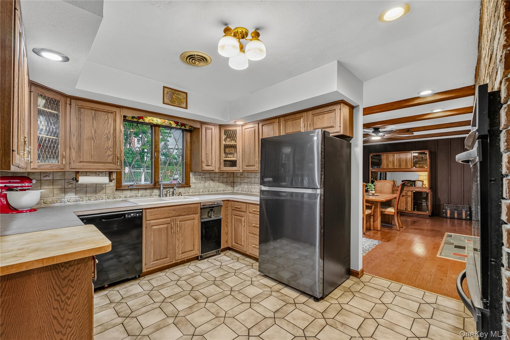 14 Lisa Drive – For Sale photo 16