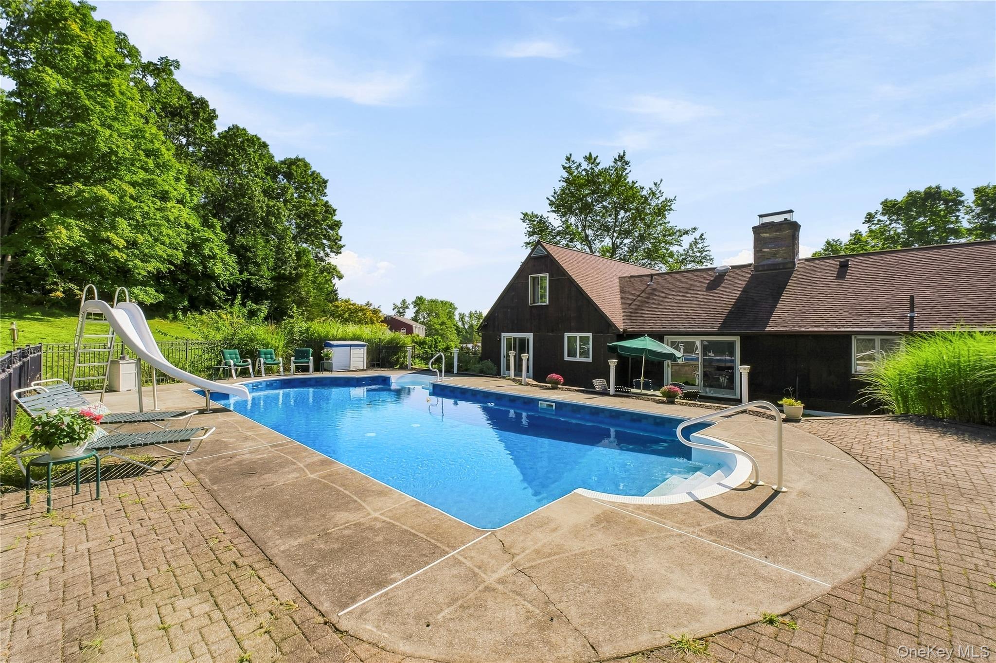 14 Lisa Drive – For Sale photo 39