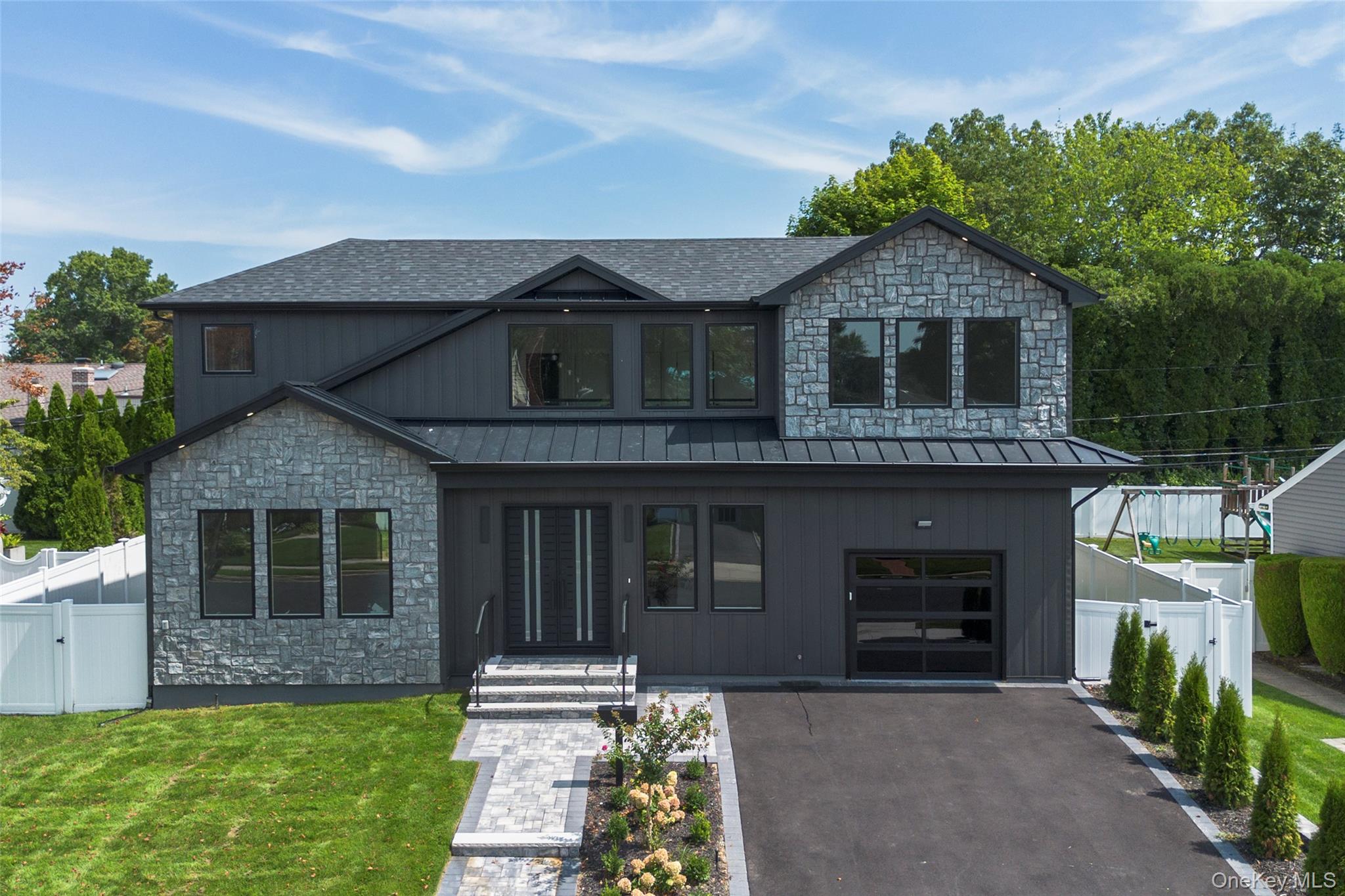 7 Rosewood Place – For Sale