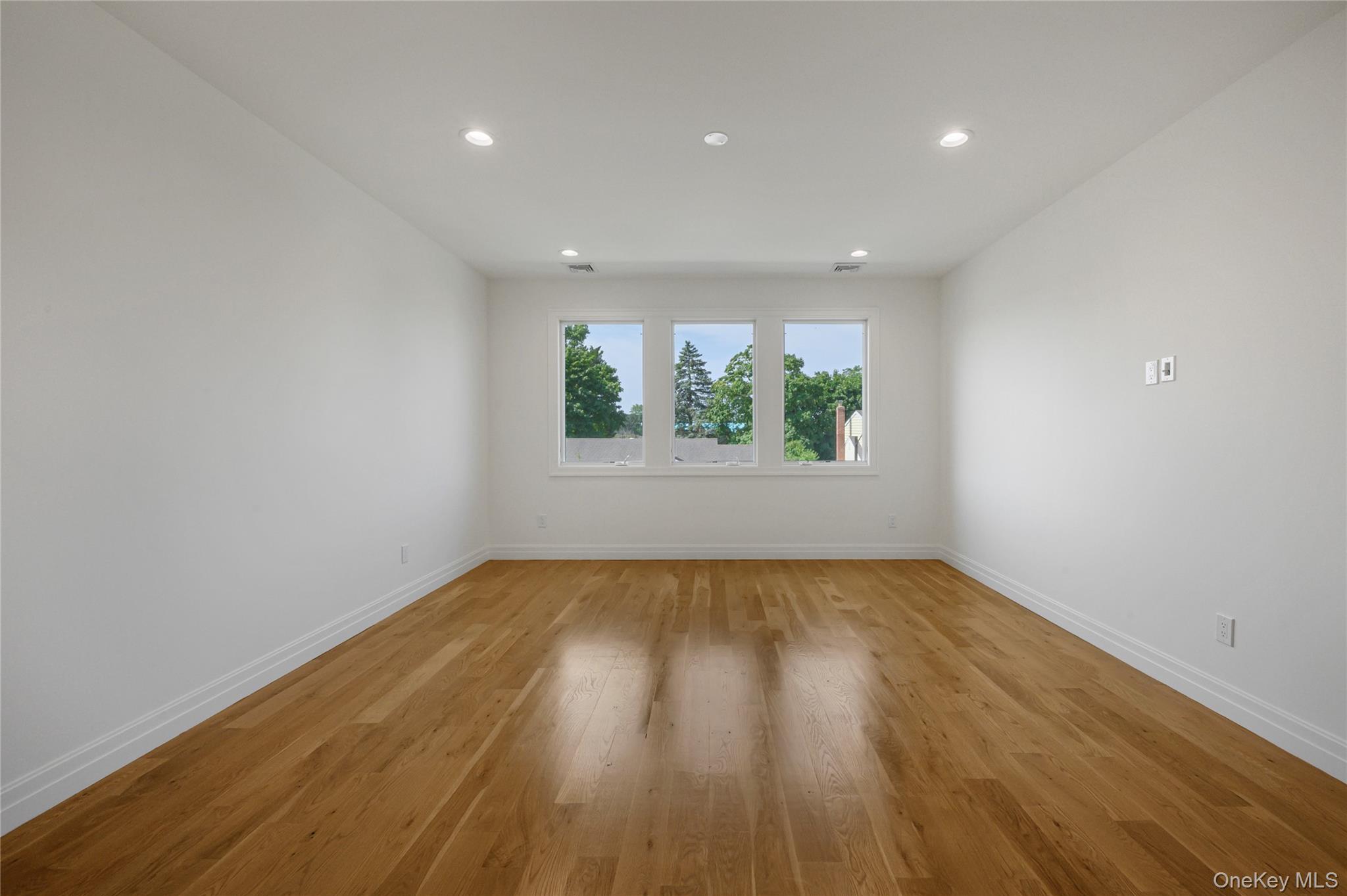 7 Rosewood Place – For Sale photo 22