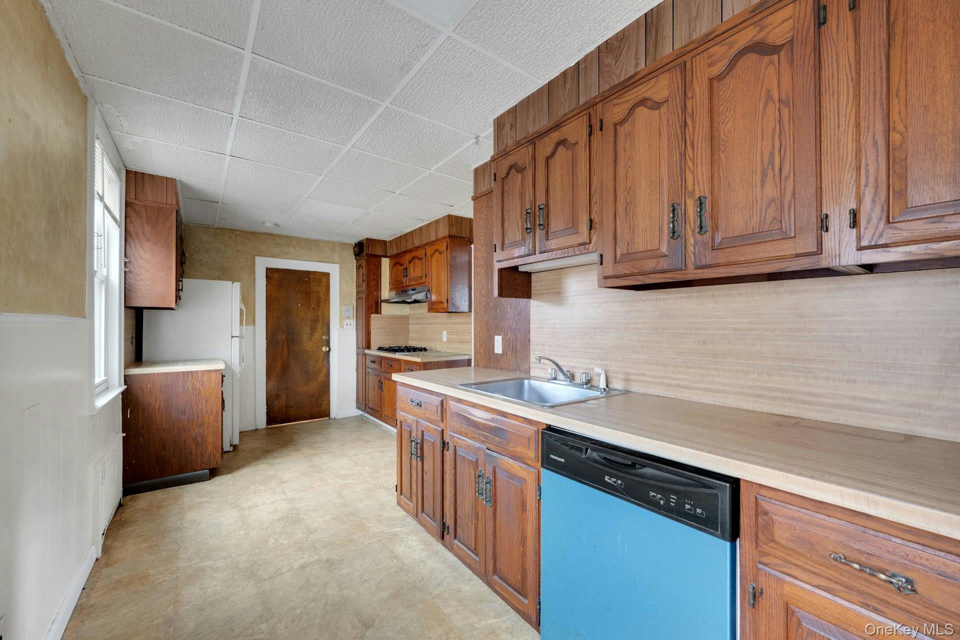 26 4th Street – For Sale photo 6