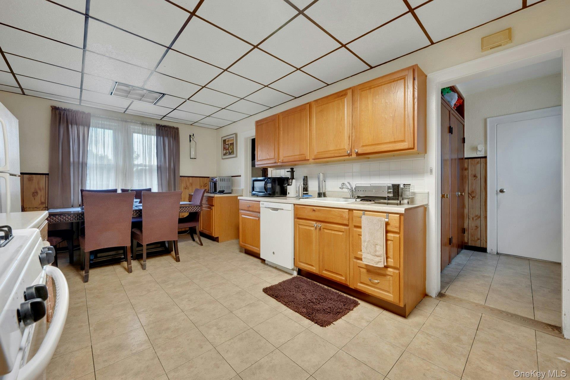 26 4th Street – For Sale photo 15