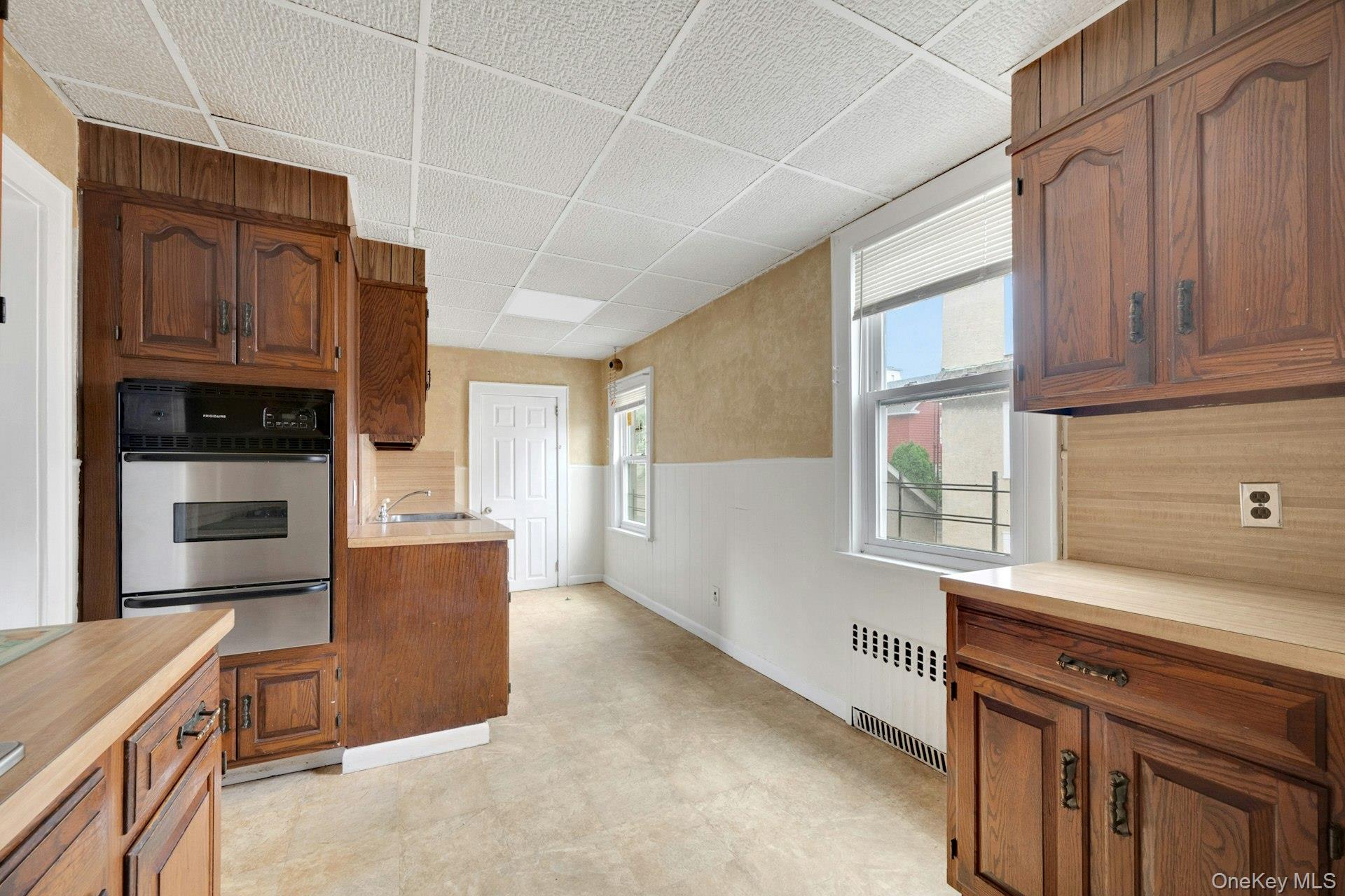 26 4th Street – For Sale photo 5