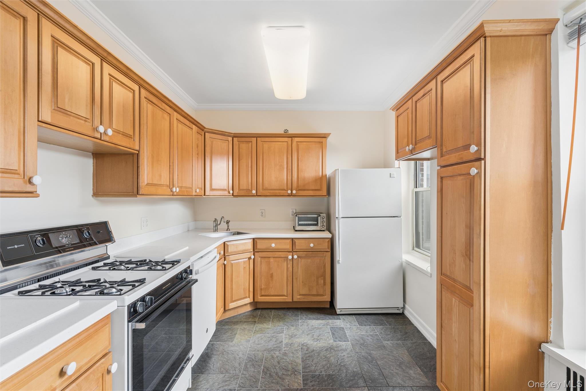113-14 72nd Road, Unit 6A photo 9