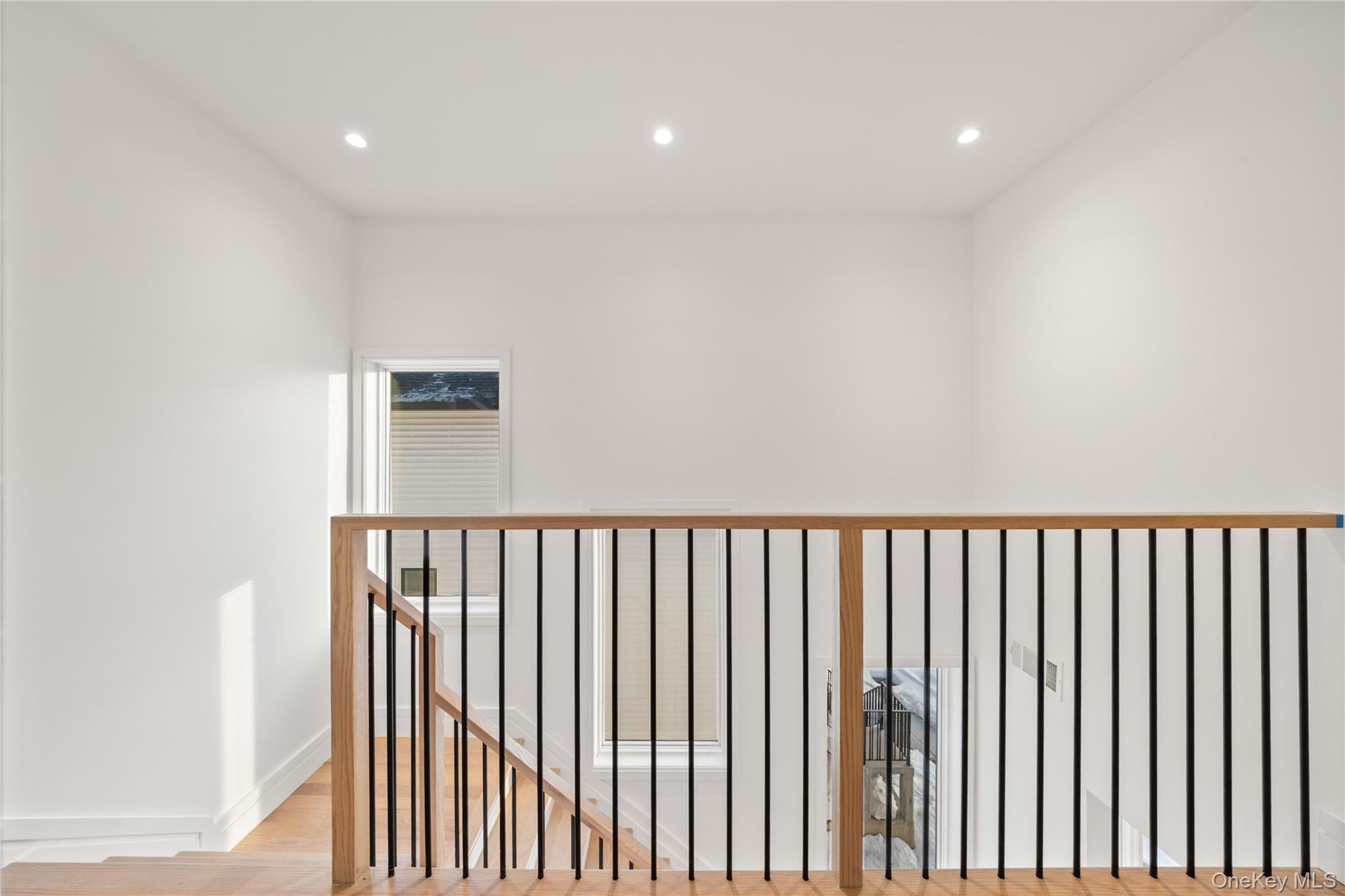 8 Memorial Park Drive – For Sale photo 20