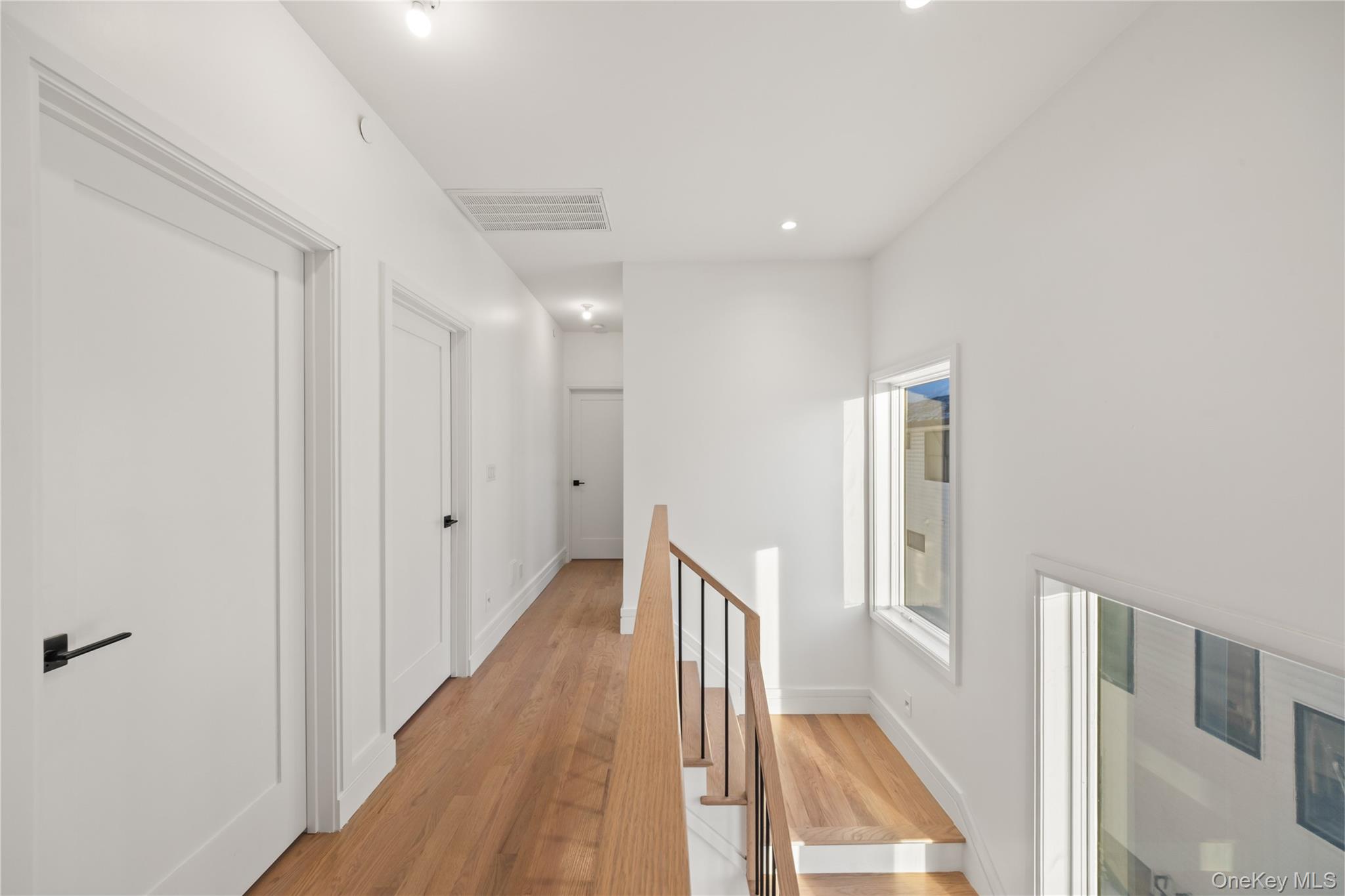 8 Memorial Park Drive – For Sale photo 21