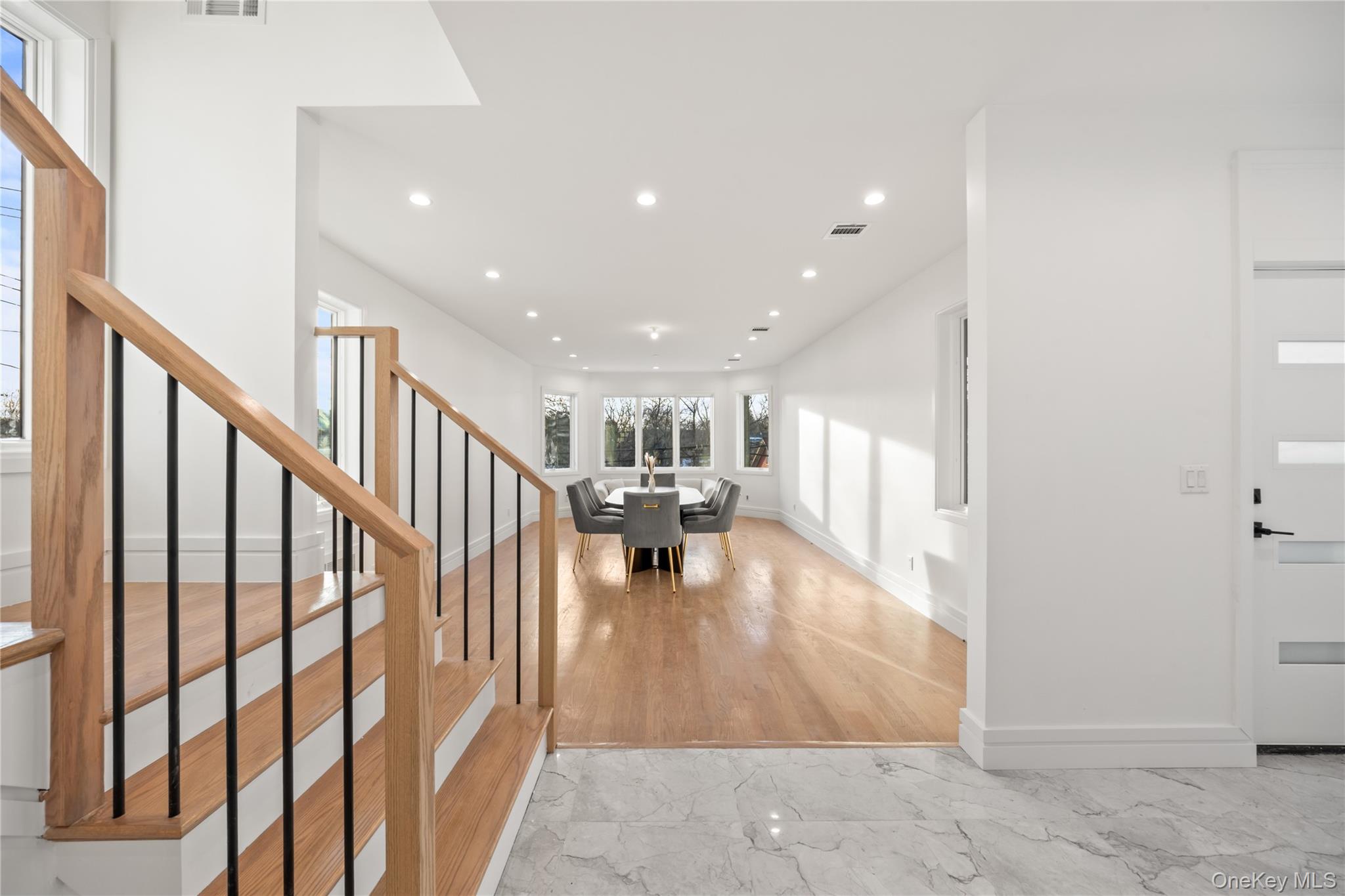 8 Memorial Park Drive – For Sale photo 5